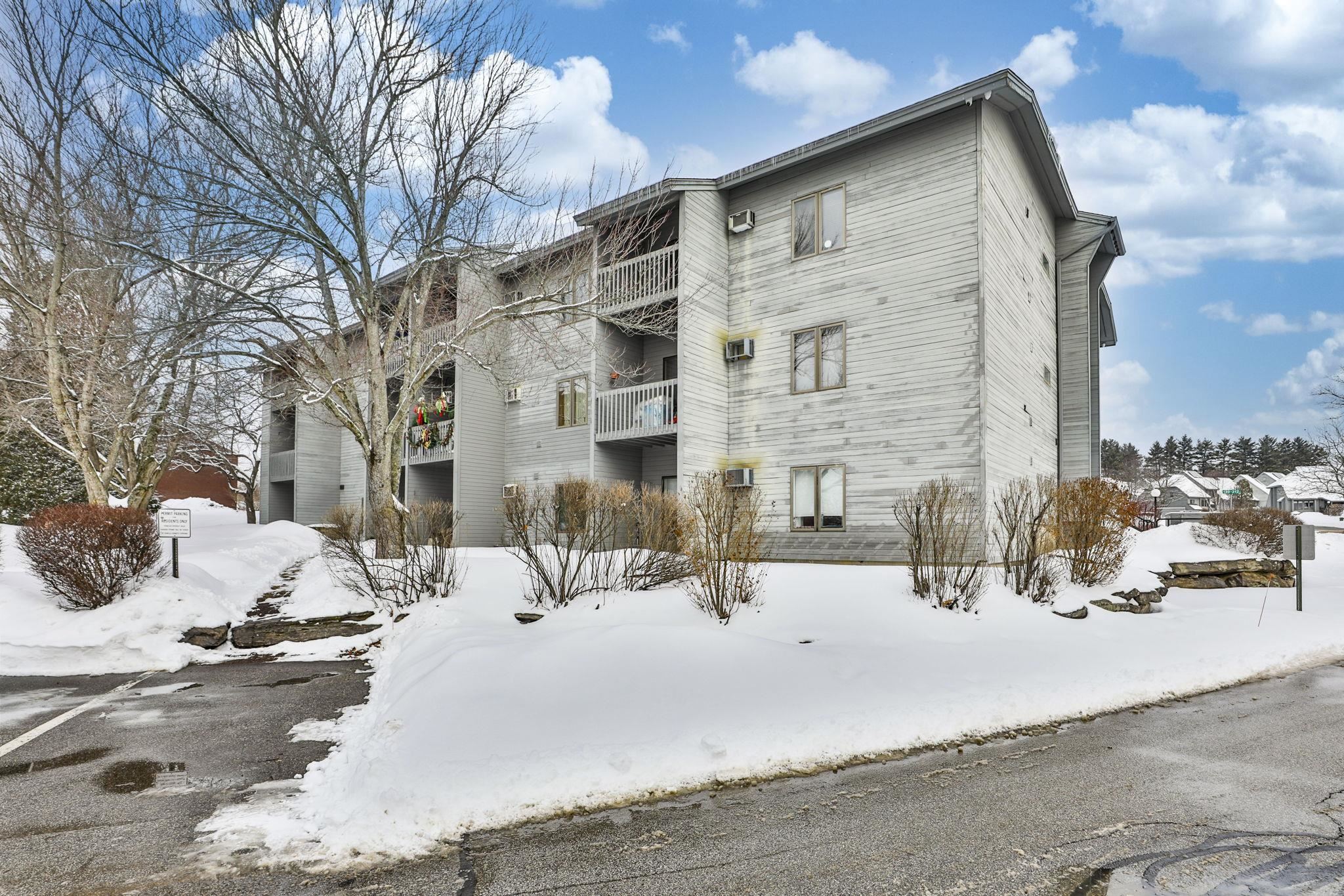 5 Tsienneto Rd, Derry, NH 03038