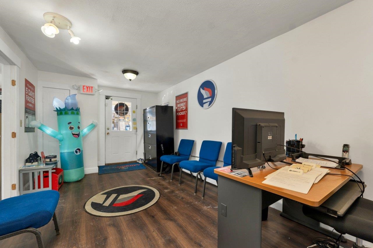 686-716 Union Ave, Laconia, NH 03246