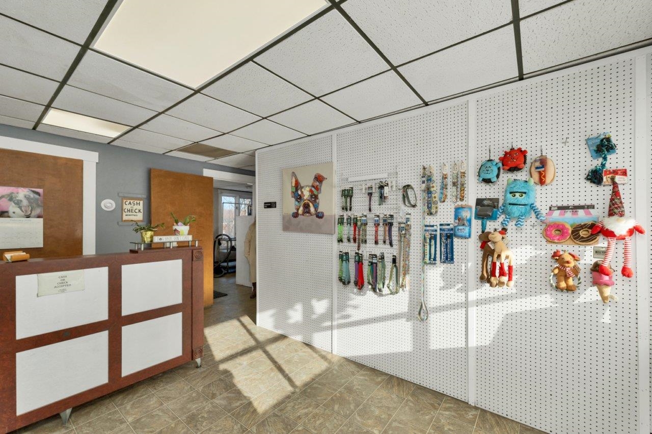 686-716 Union Ave, Laconia, NH 03246