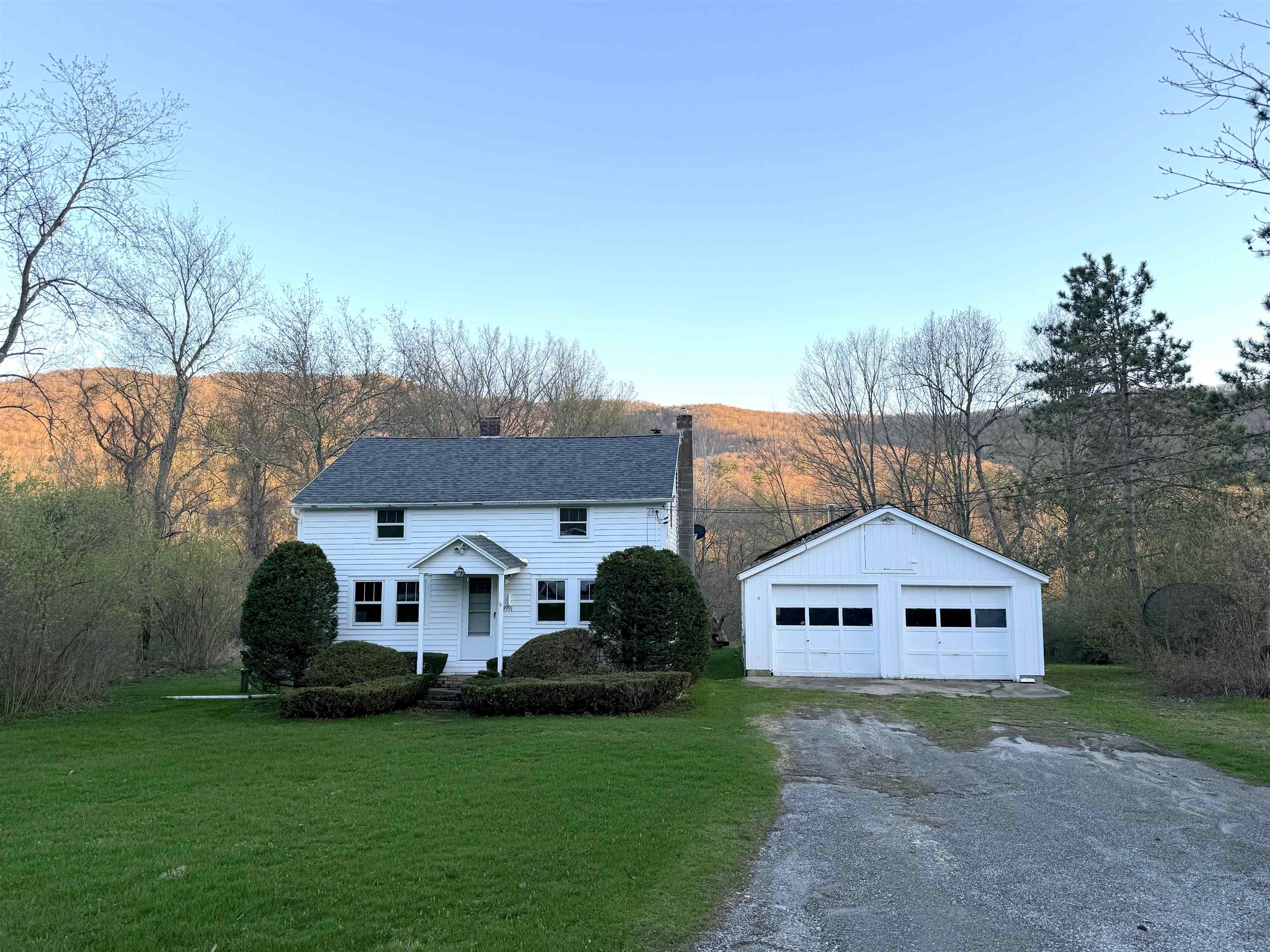 Arlington VT&nbsp;Home for sale $$375,000 $268 per sq.ft.