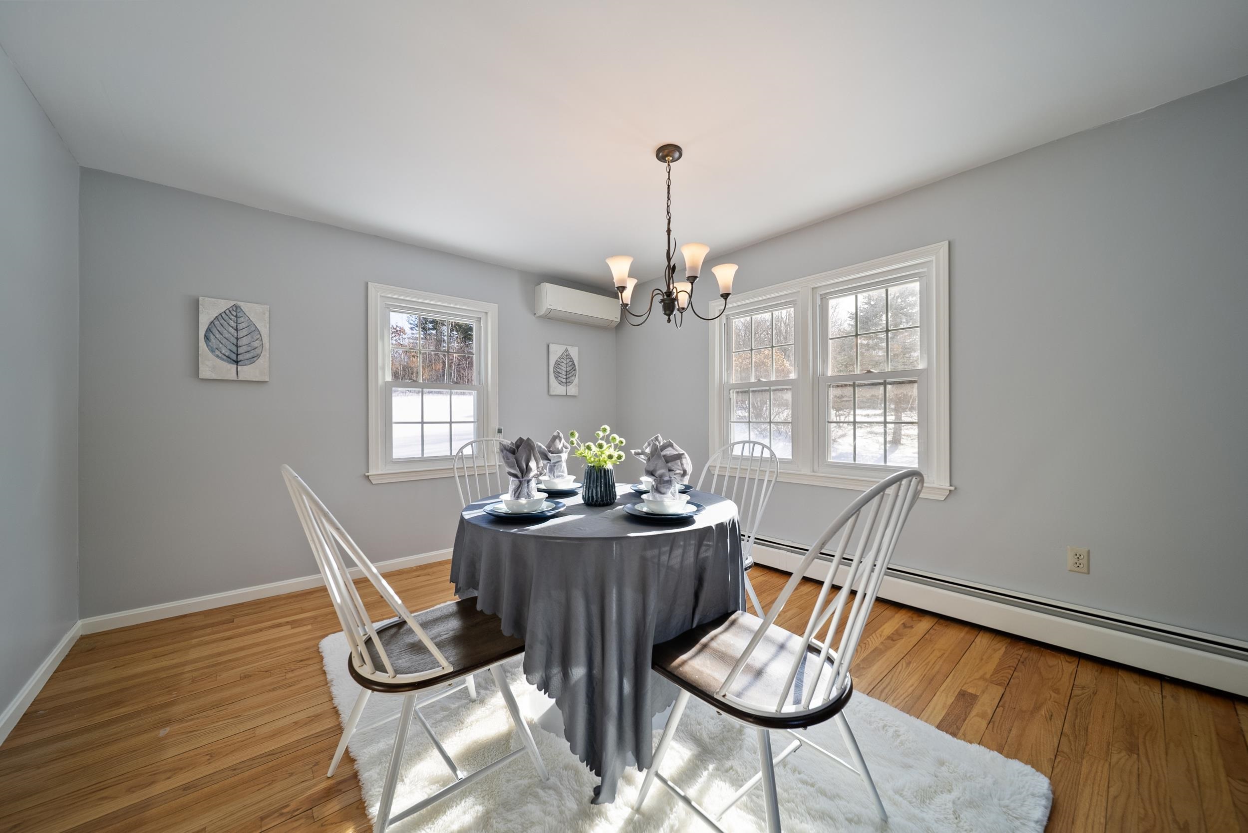 26 Devonshire Ln, Londonderry, NH 03053