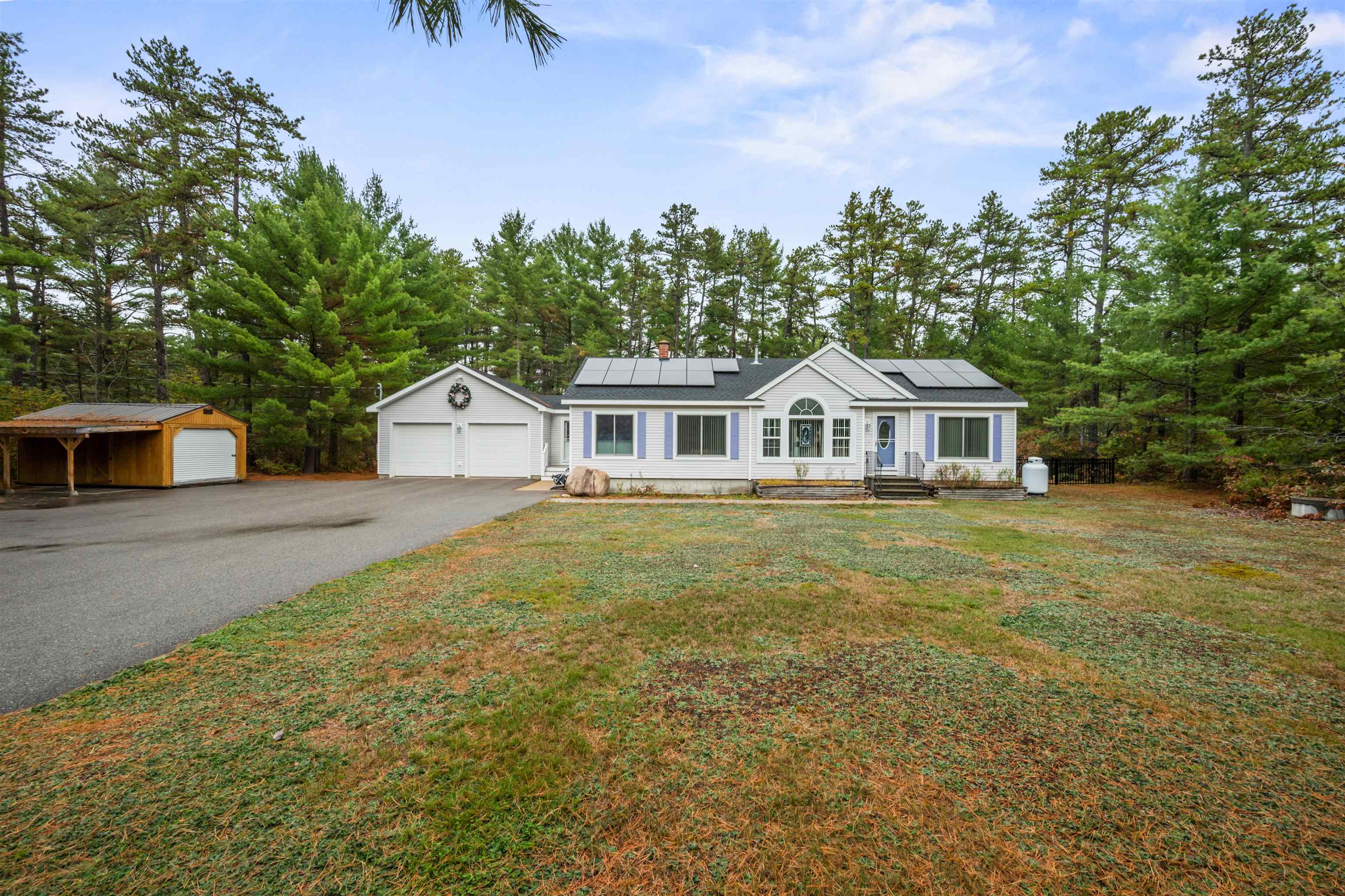 156 Fawn Dr, Madison, NH 03875