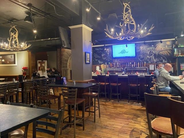 1181 Elm St, Manchester, NH 03101