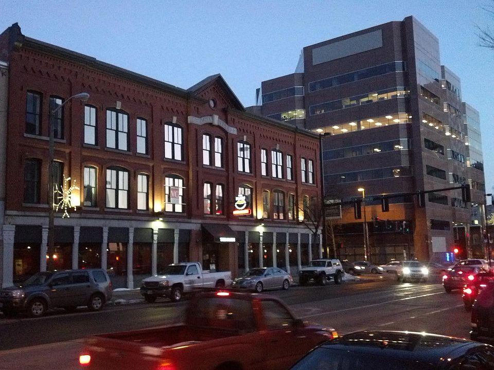 1181 Elm St, Manchester, NH 03101
