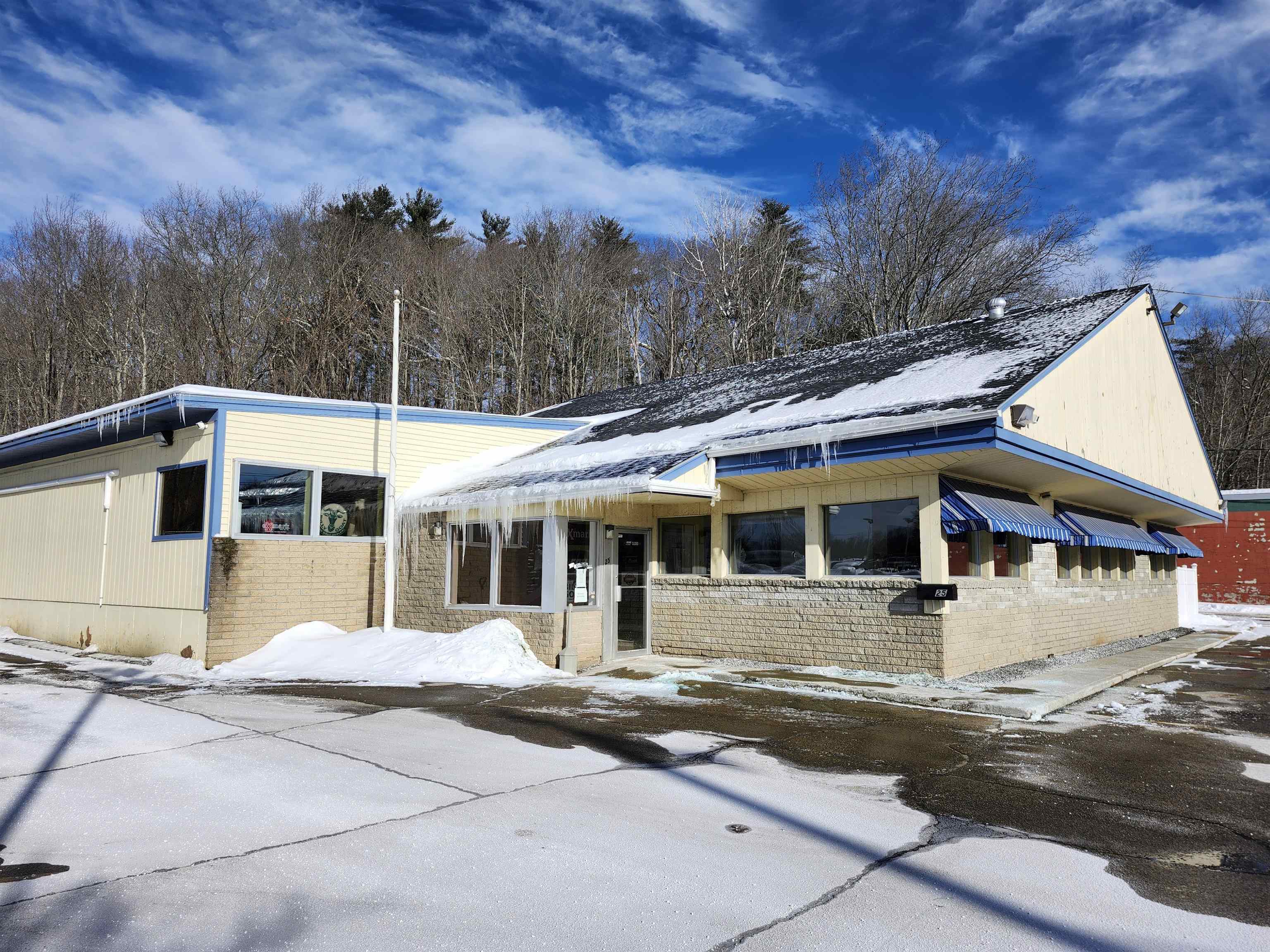 25 Manchester St, Concord, NH 03301