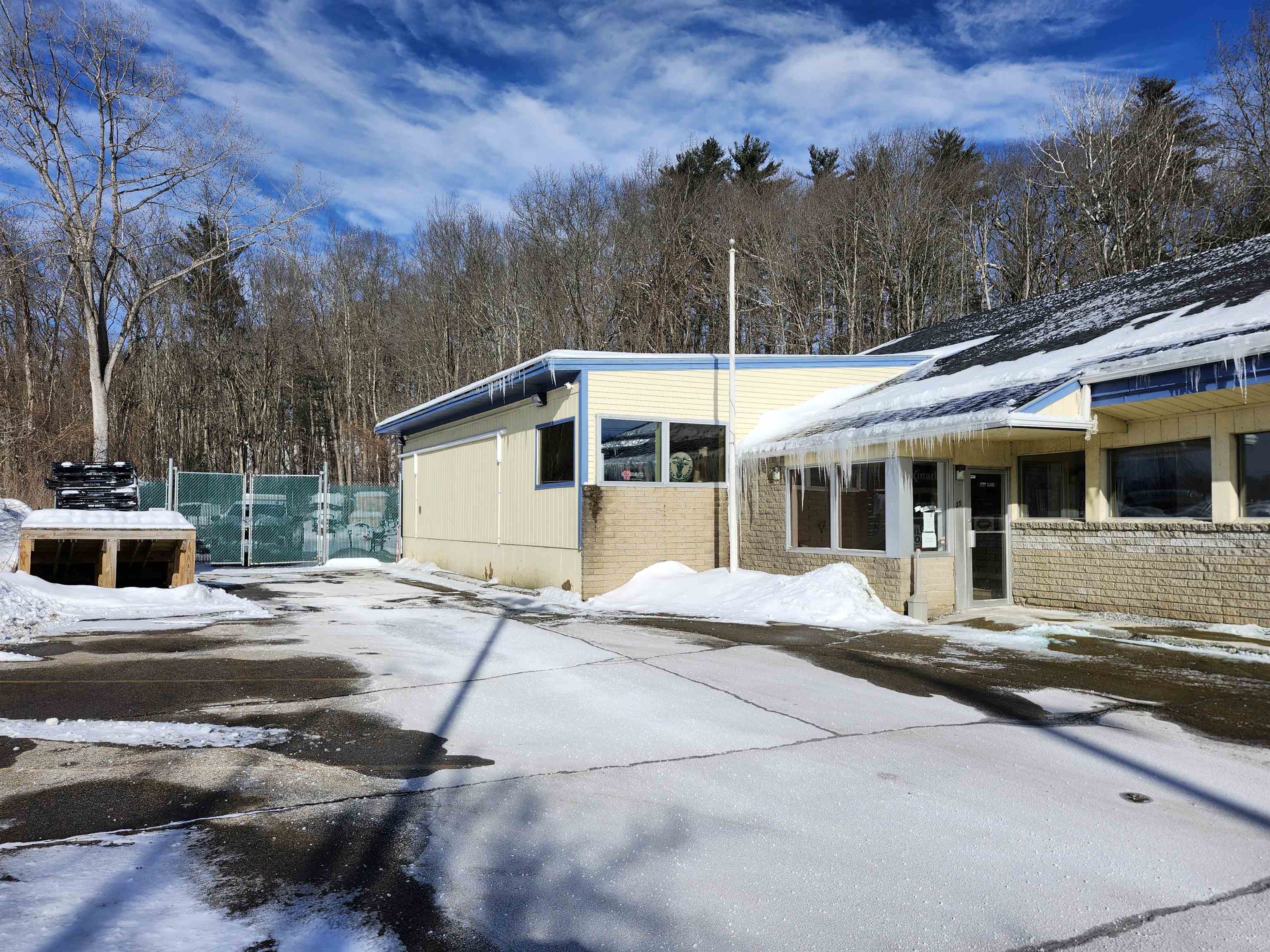 25 Manchester St, Concord, NH 03301