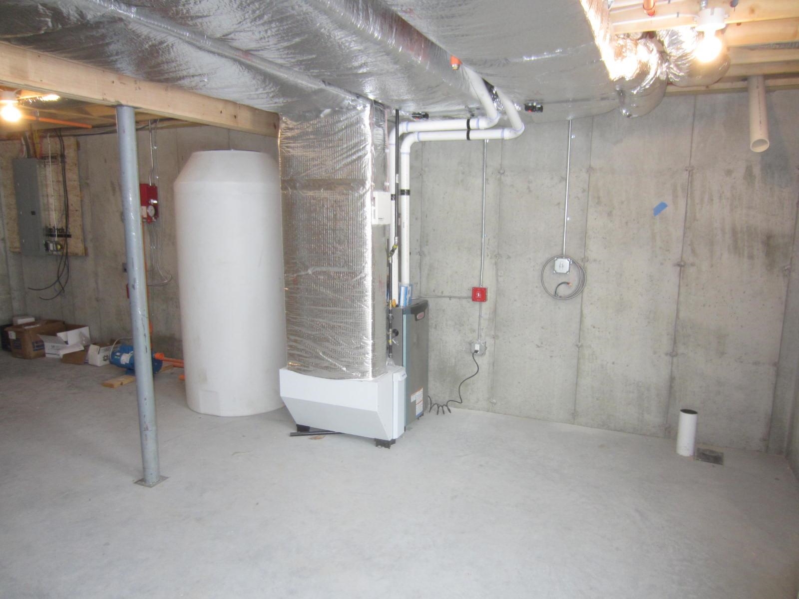 6 Wellington Ct, Ossipee, NH 03864