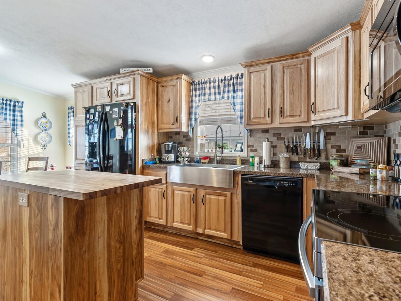 Property photo 37