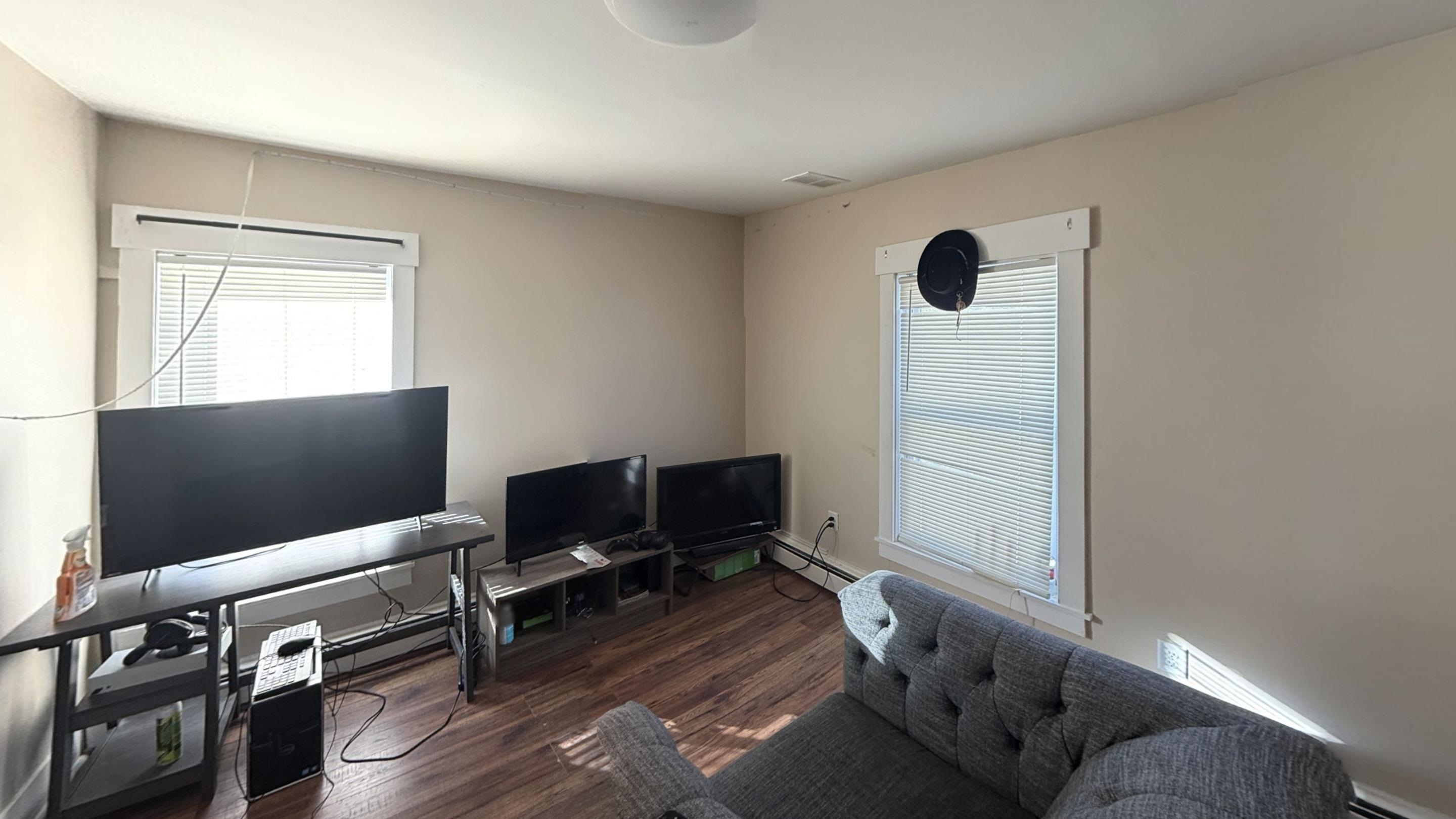 14 High St, Pembroke, NH 03275