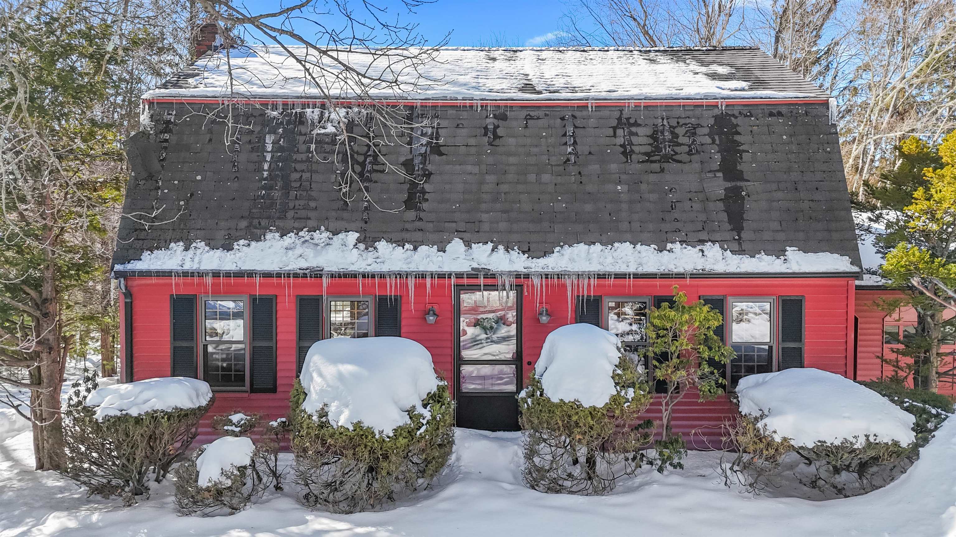 40 Meditation Ln, Atkinson, NH 03811