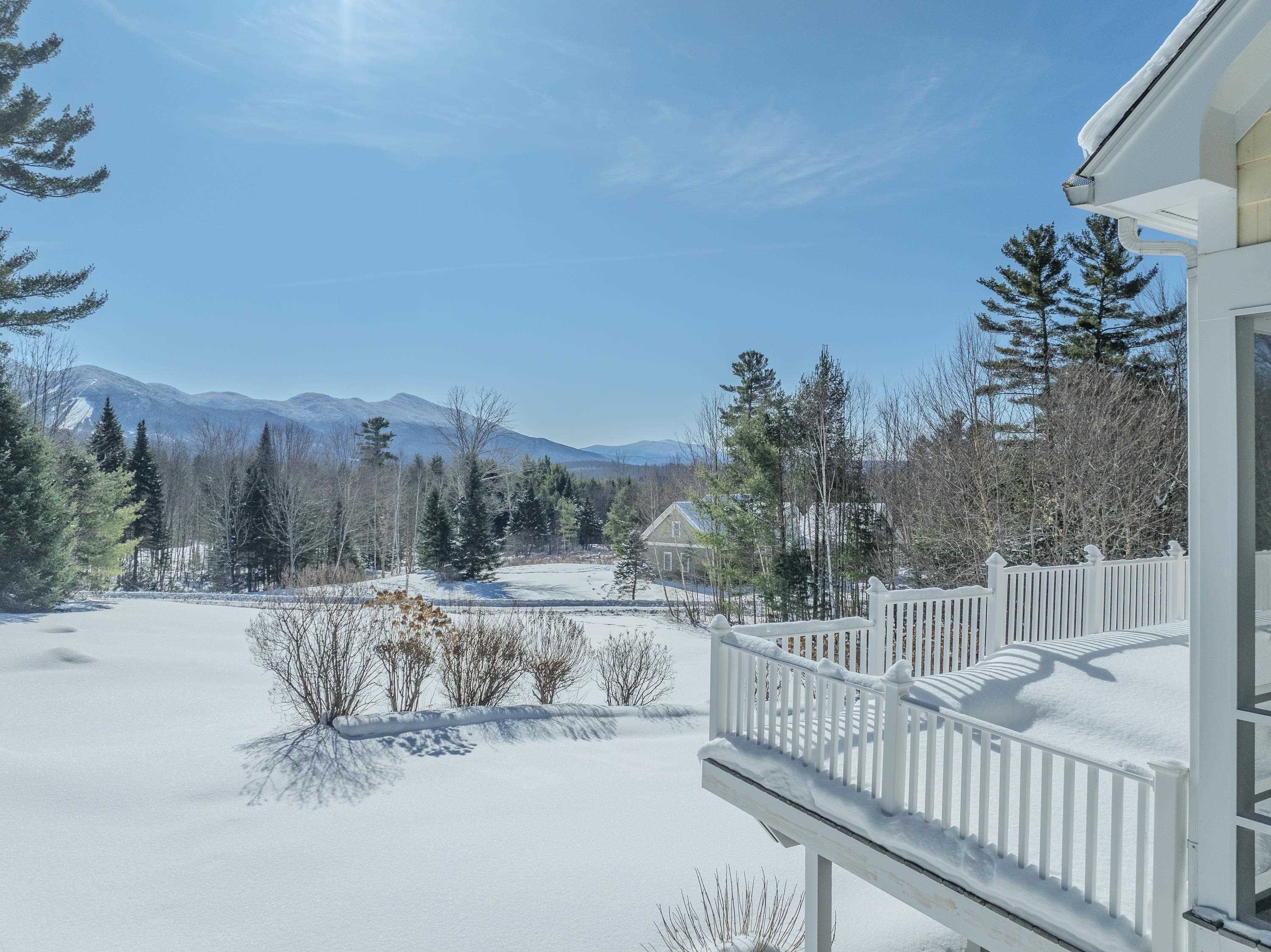 54 Woodbine Ln, Franconia, NH 03580