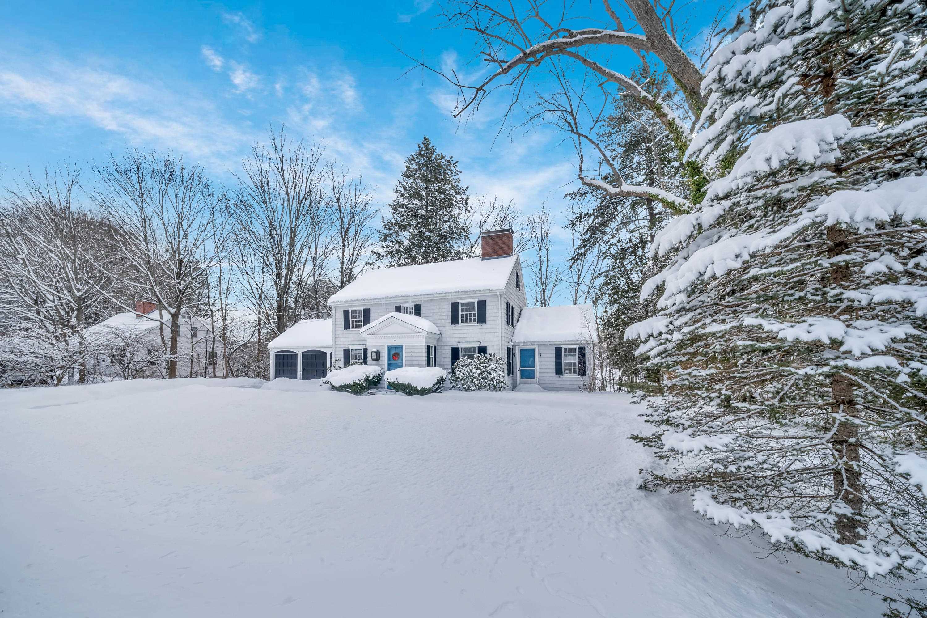 36 Woodman Rd, Durham, NH 03824