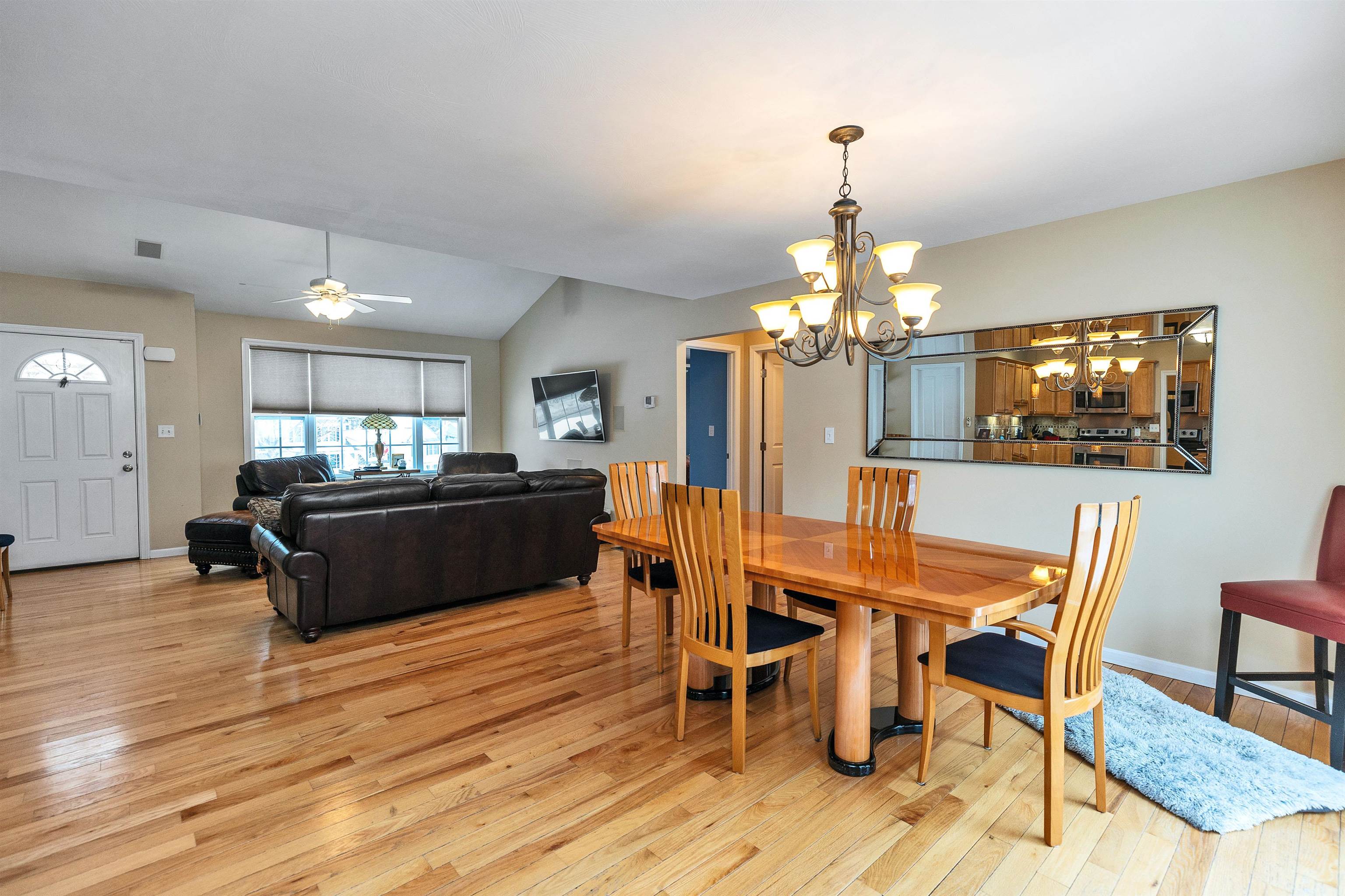 57 Baldwin St, Nashua, NH 03064