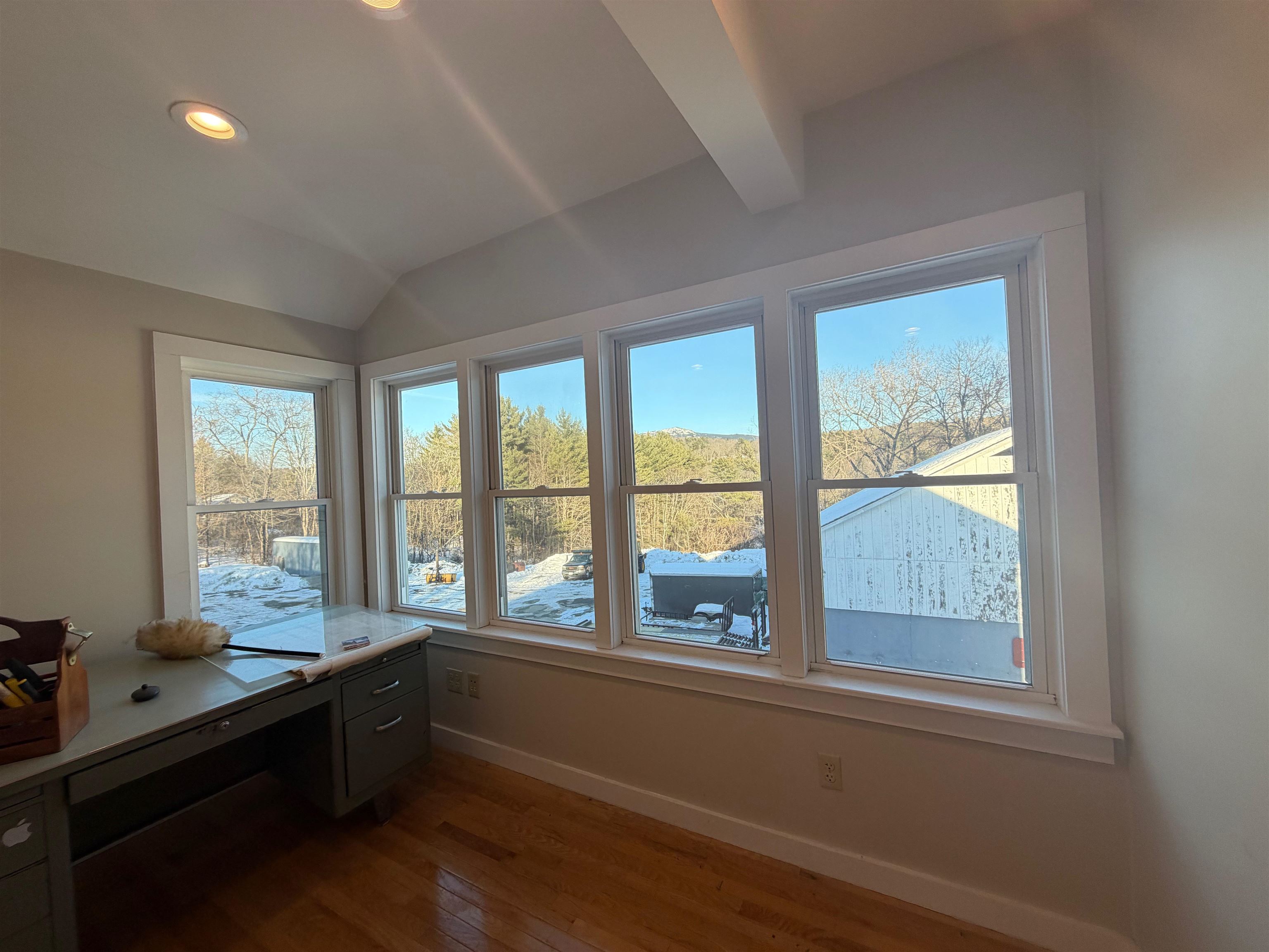 8 Duston St, Troy, NH 03465