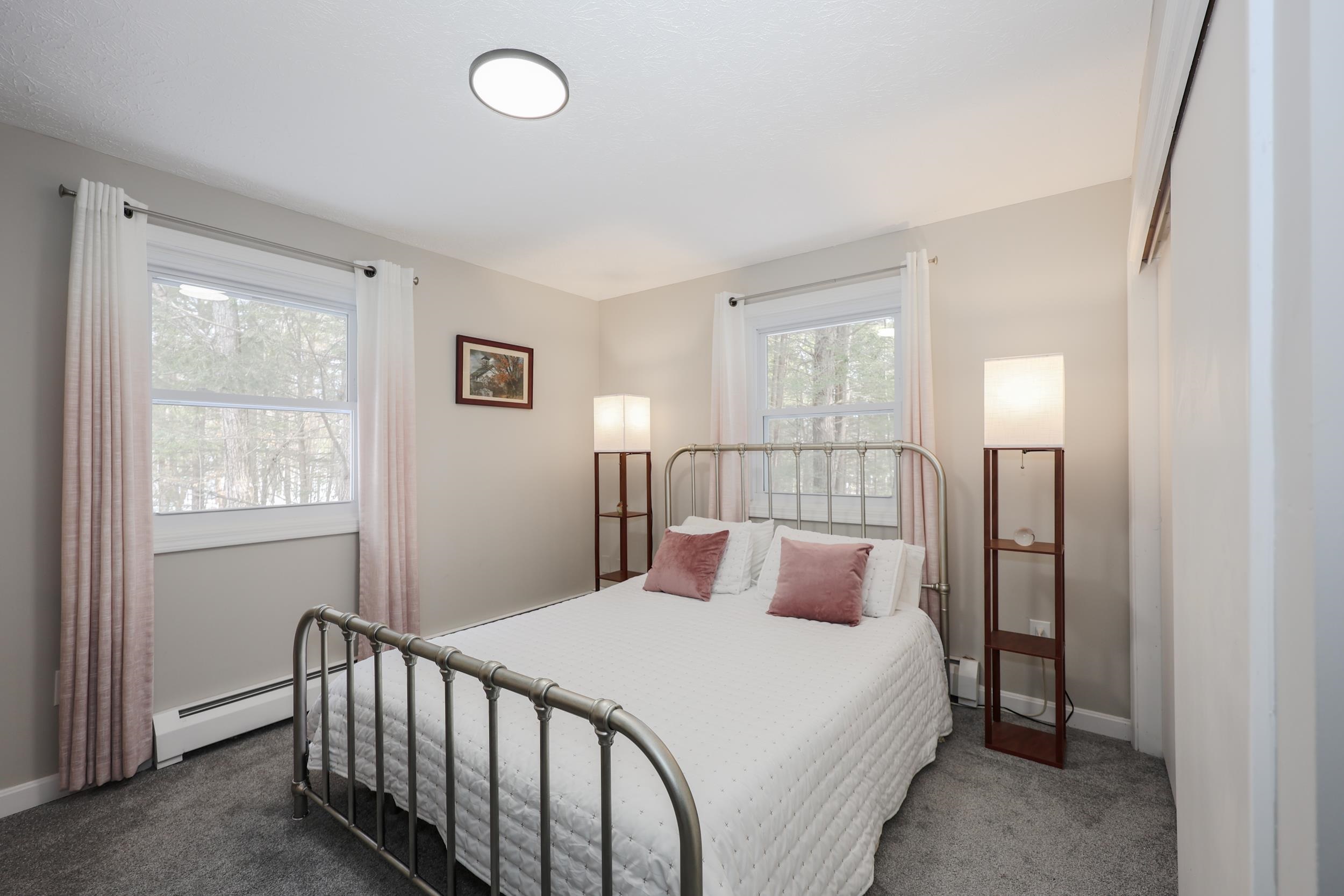 13 Van Ger Dr, Bow, NH 03304