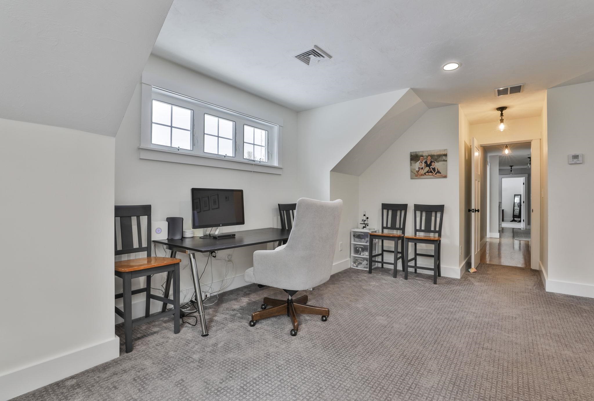 9 Quigley Way, Brookline, NH 03033