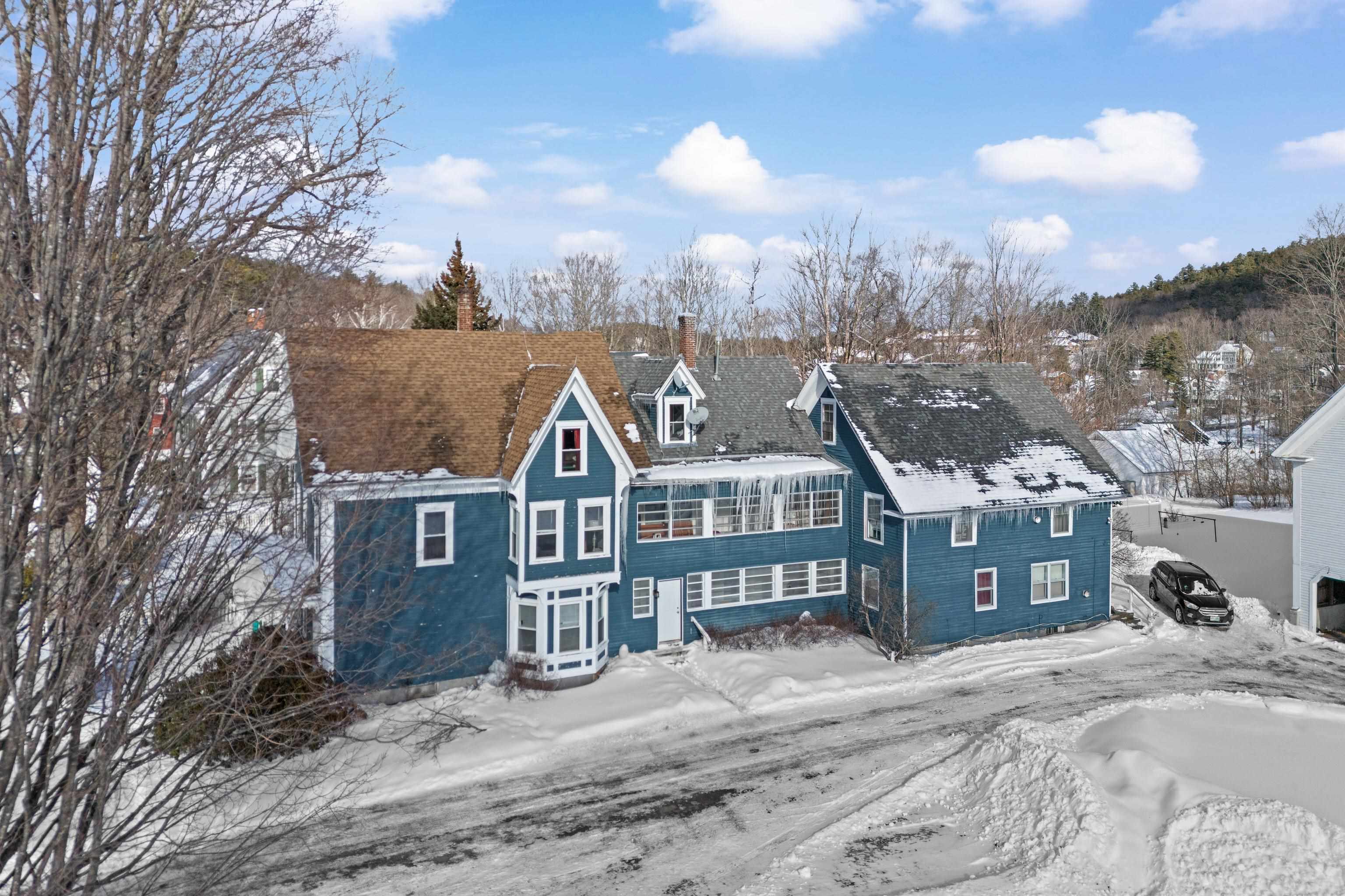 31 High St, Sunapee, NH 03782