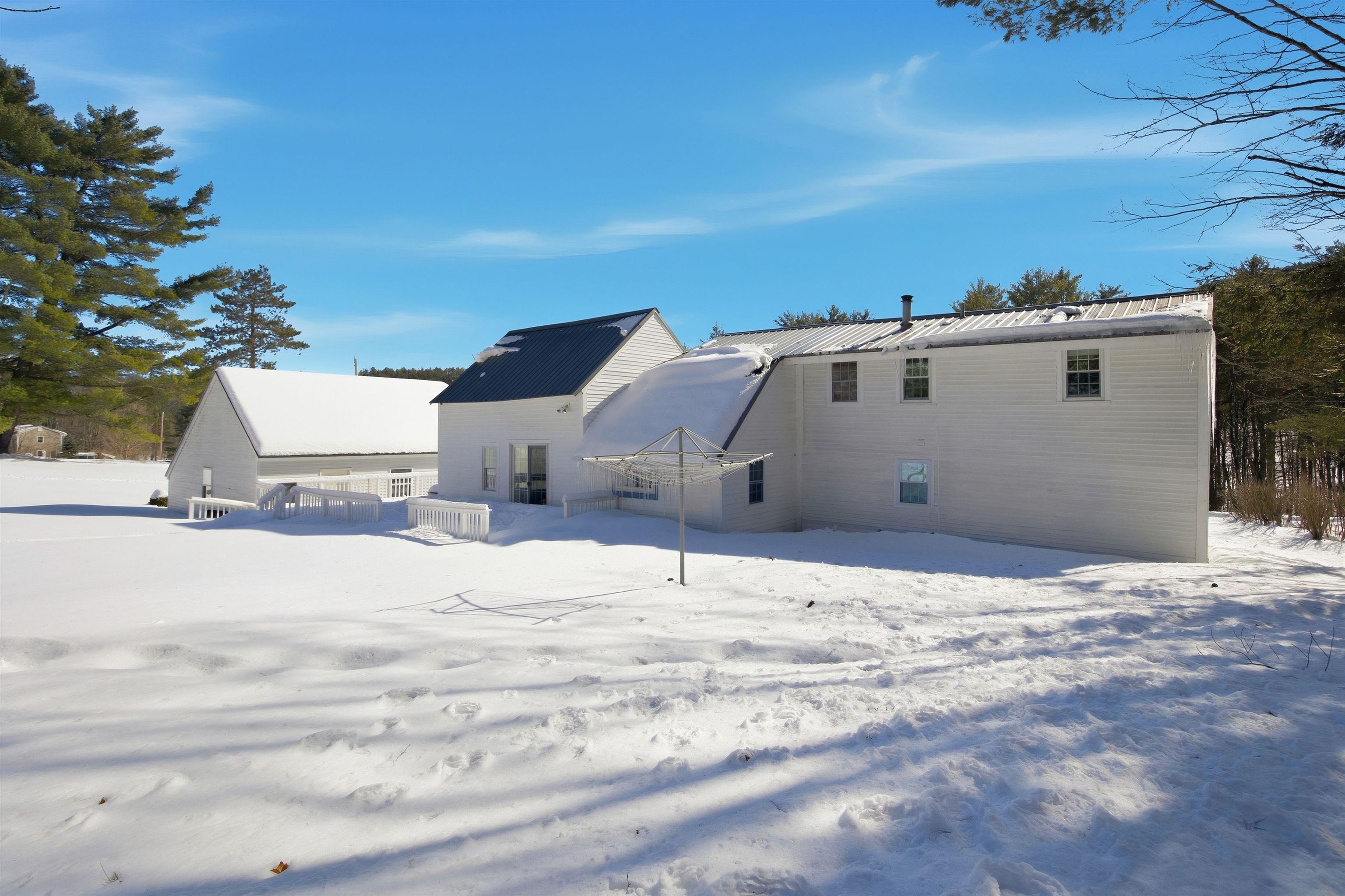 92 Waterloo St, Warner, NH 03278