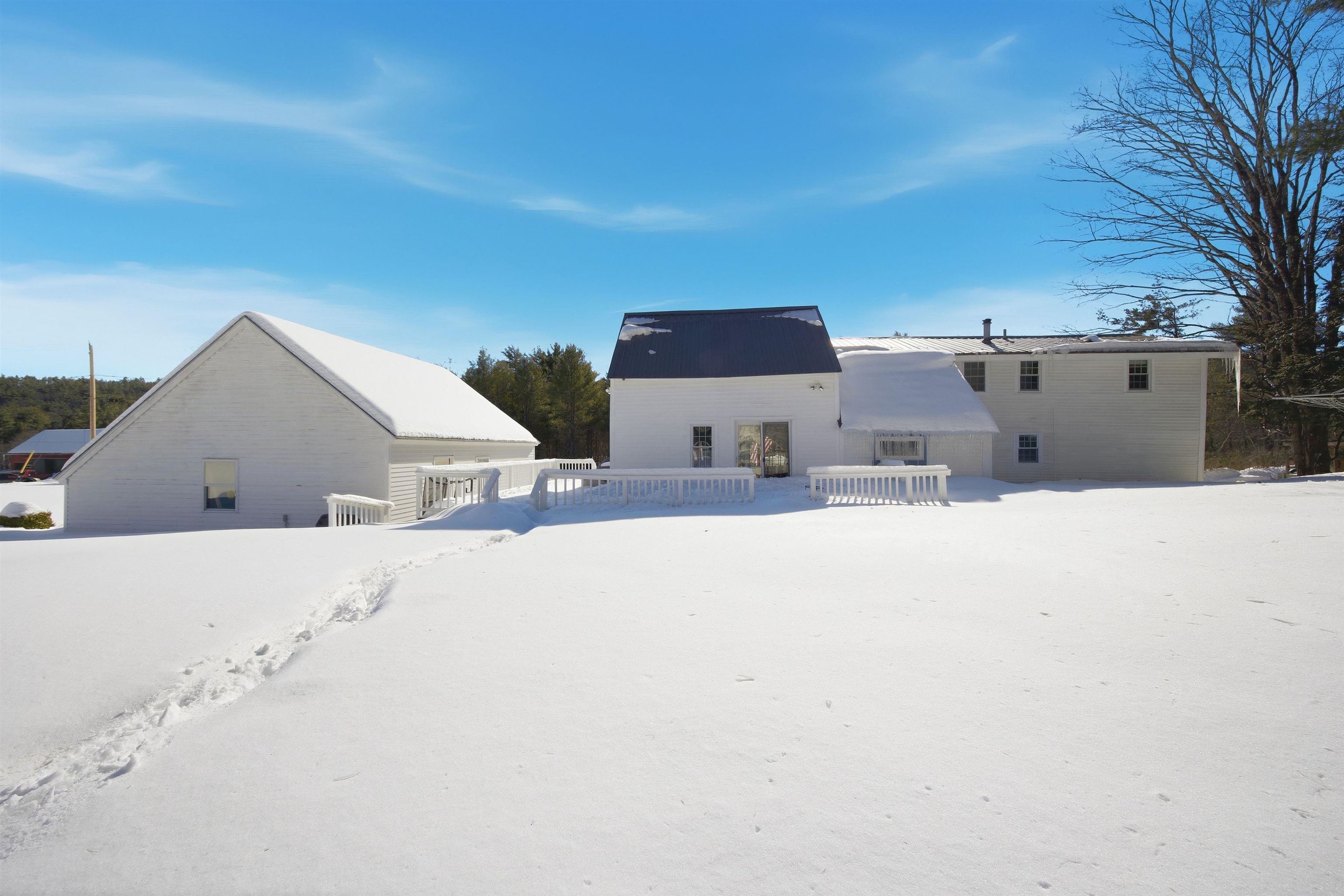 92 Waterloo St, Warner, NH 03278