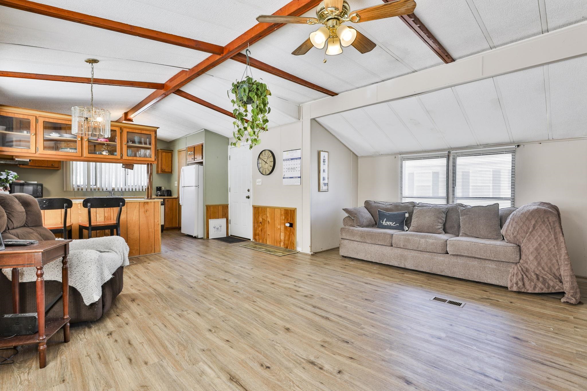 16 Buttonwood Ln, Merrimack, NH 03054