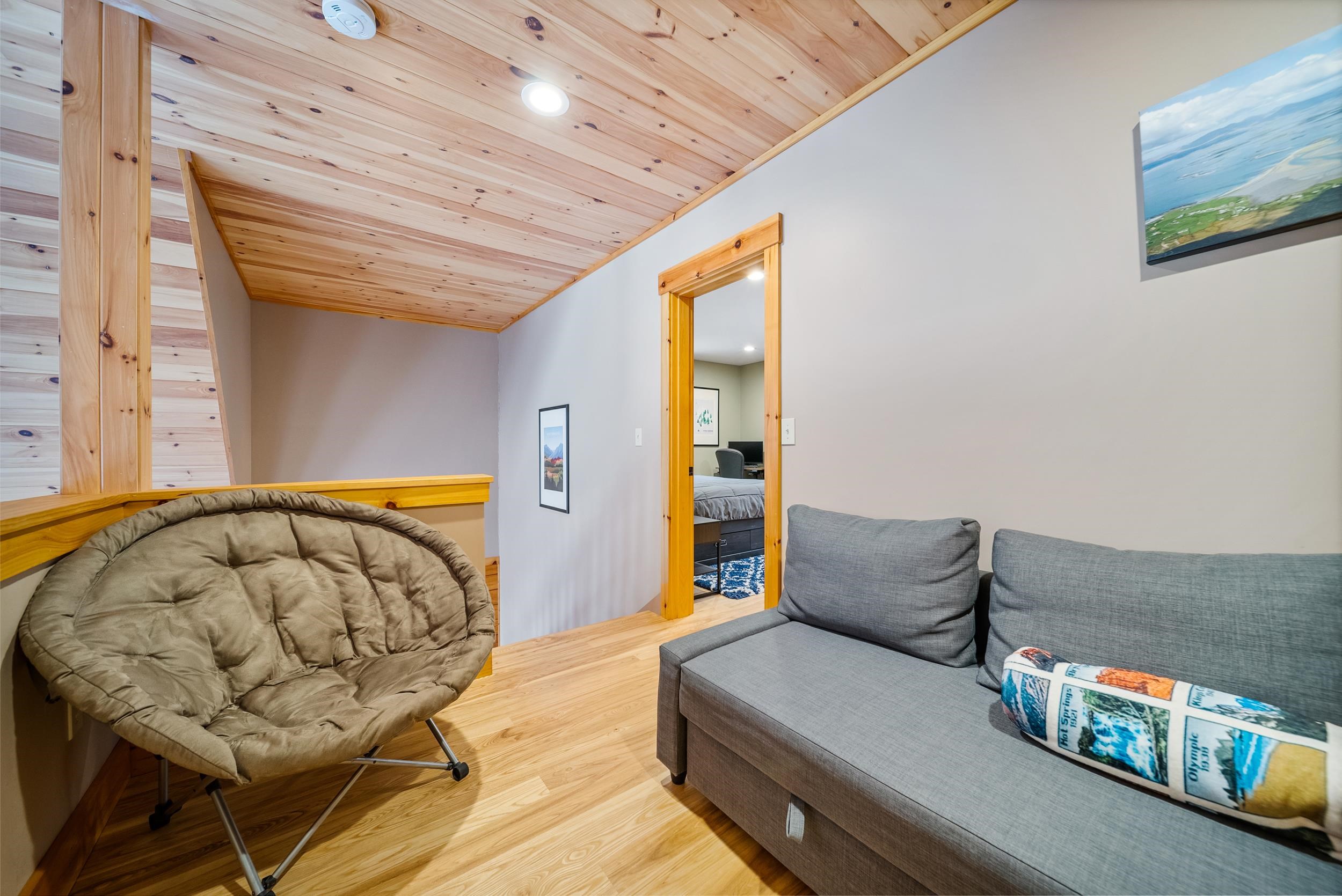 10 Marden Dr, Campton, NH 03223