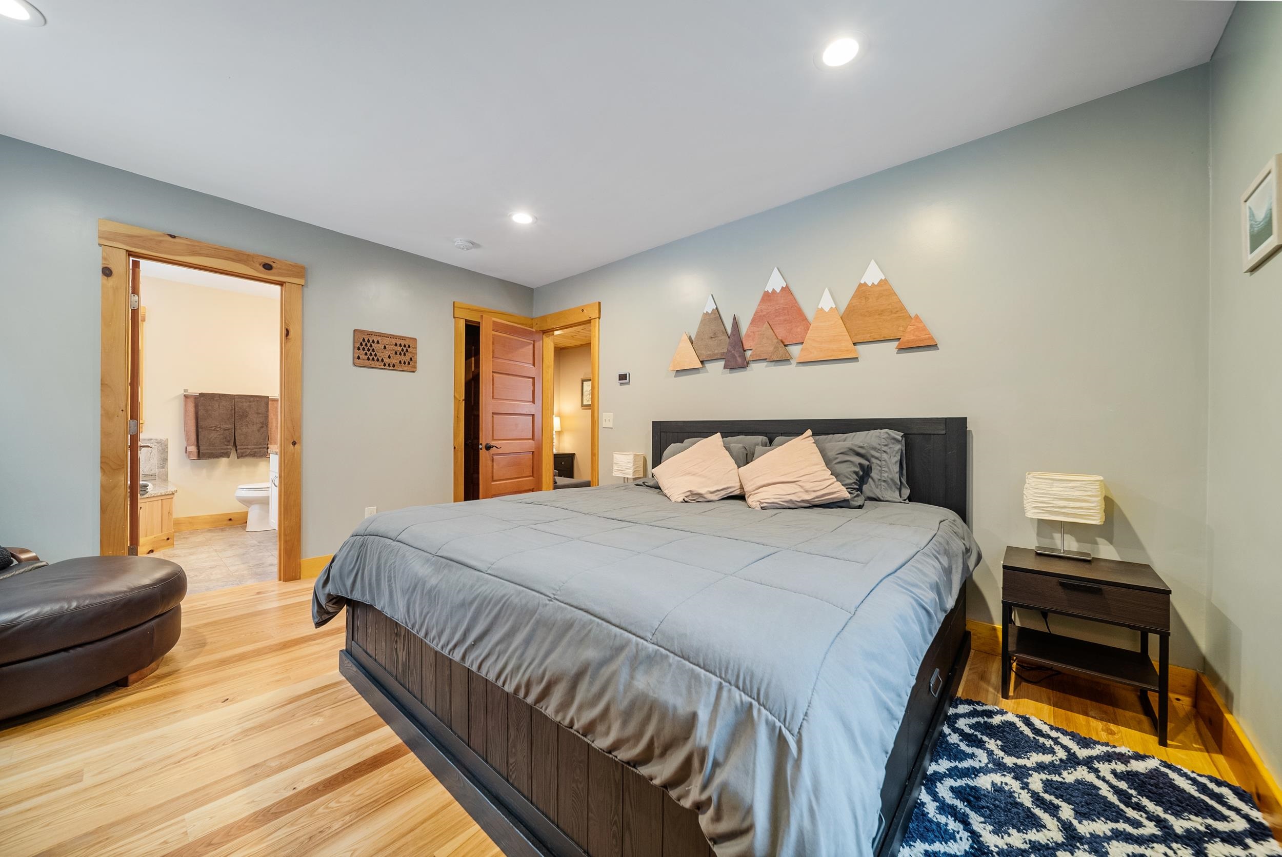 10 Marden Dr, Campton, NH 03223