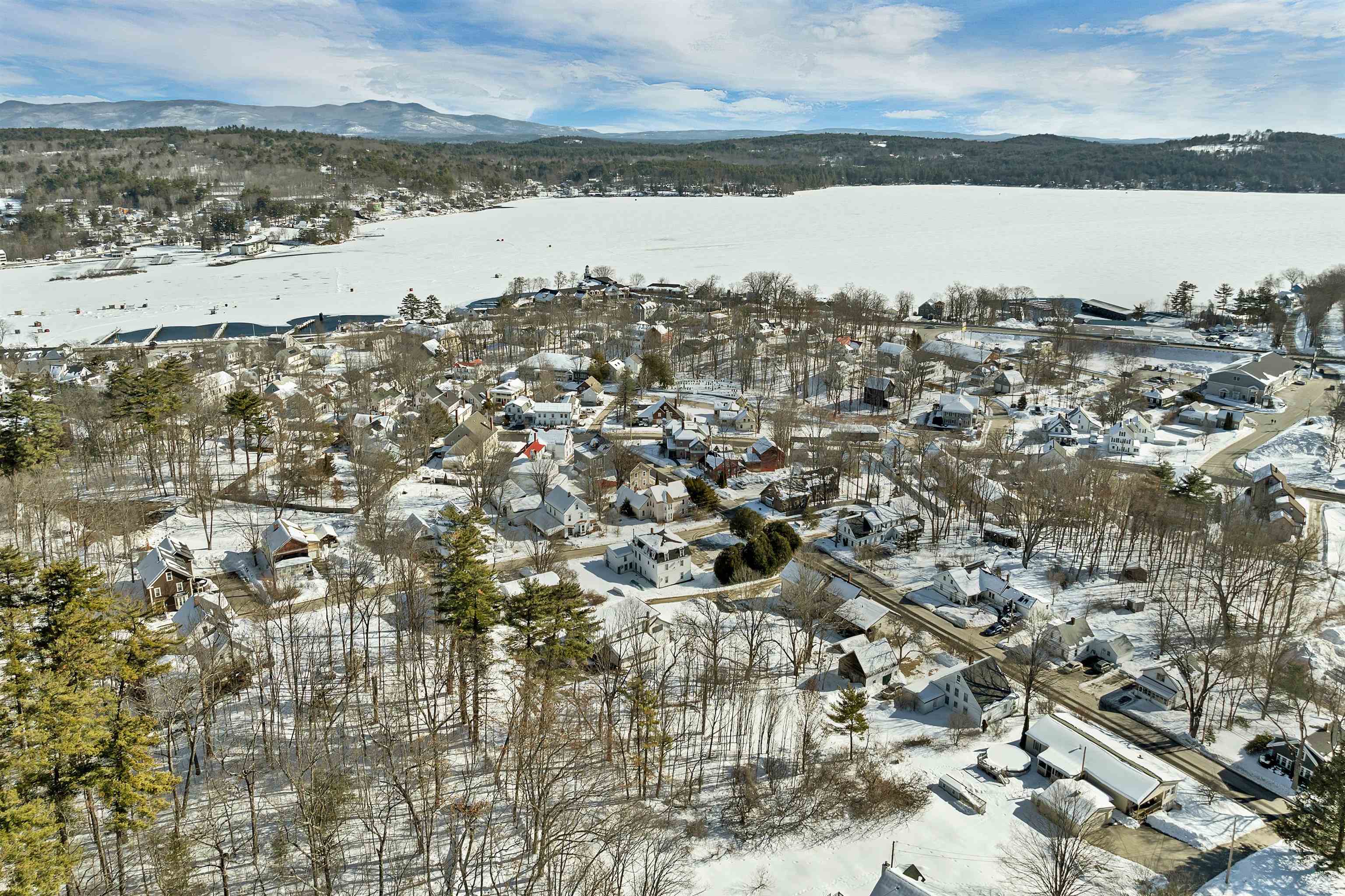 2 Waukewan Ave, Meredith, NH 03253