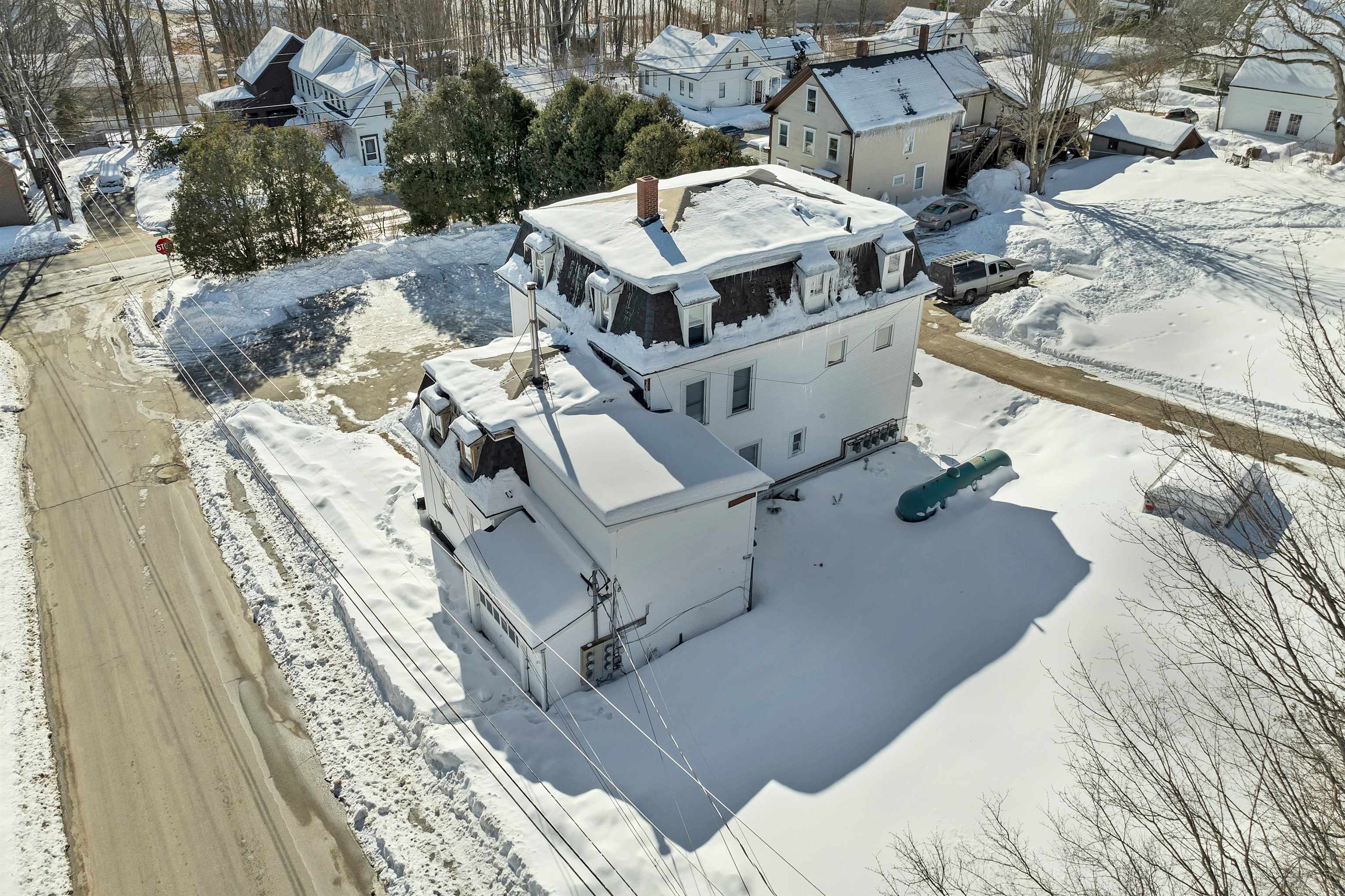 2 Waukewan Ave, Meredith, NH 03253