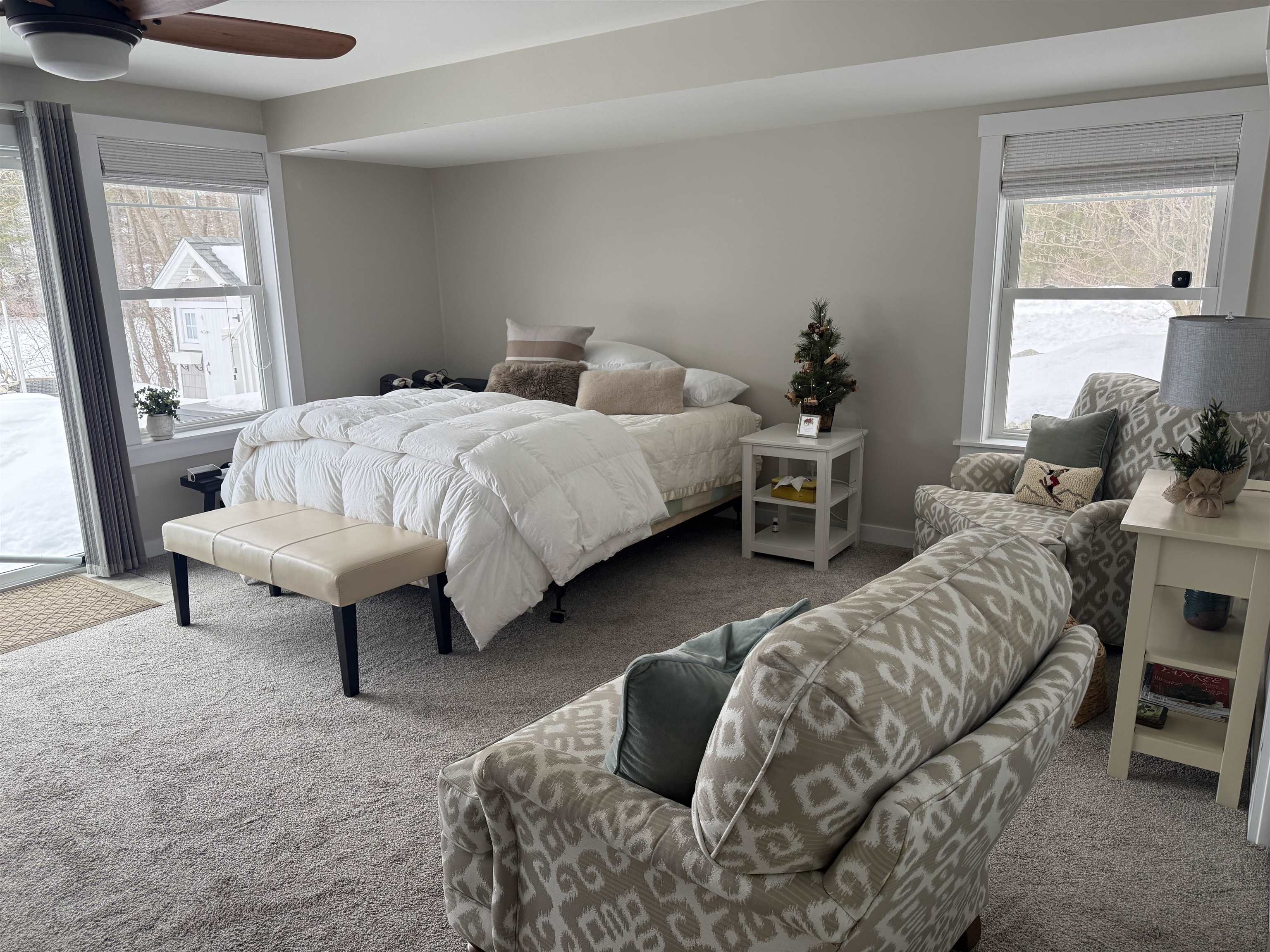 271 Pond View Dr, Hampstead, NH 03826