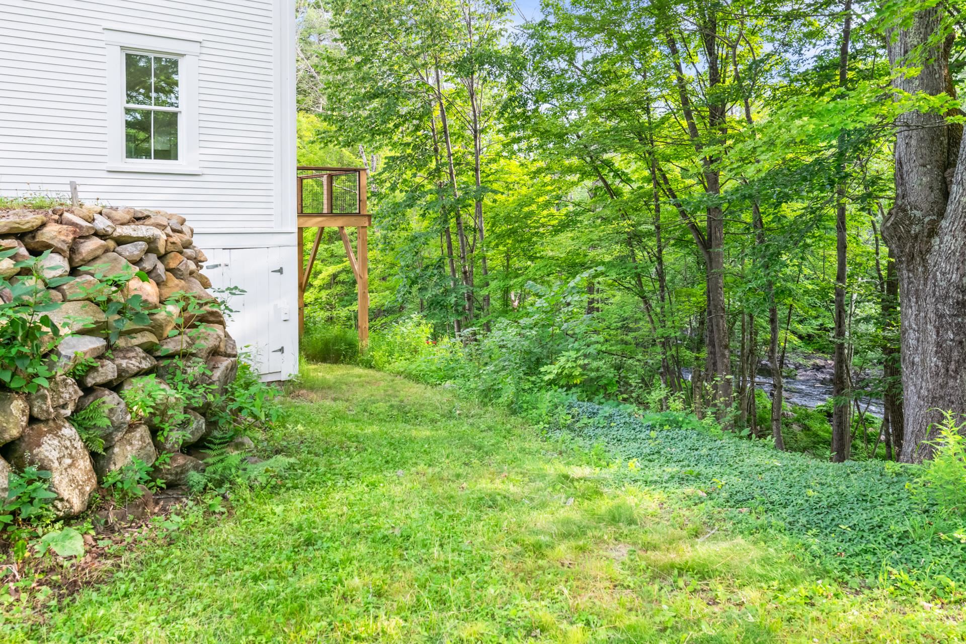 516 West Salisbury Rd, Salisbury, NH 03268