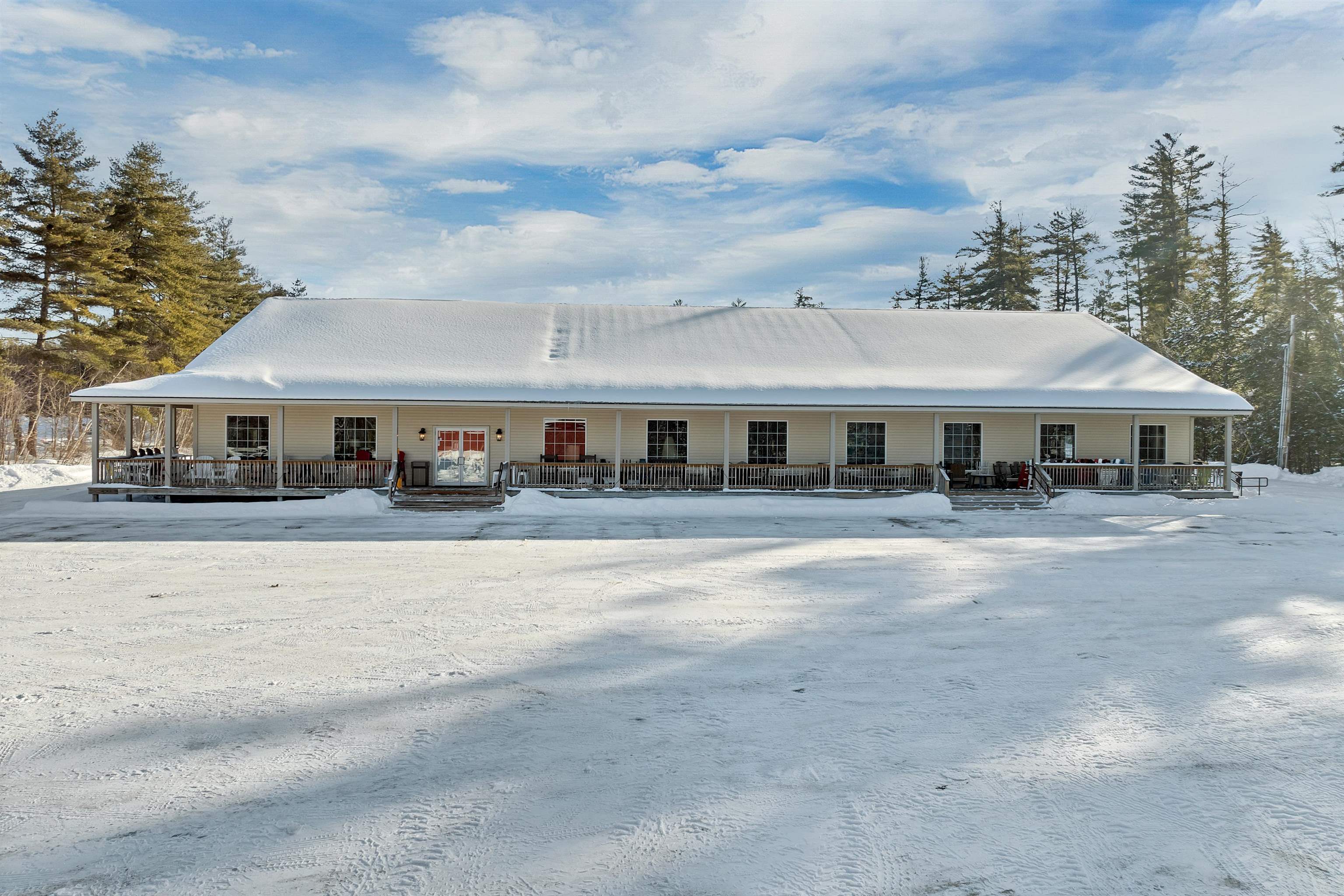 1210 White Mountain Hw, Ossipee, NH 03864