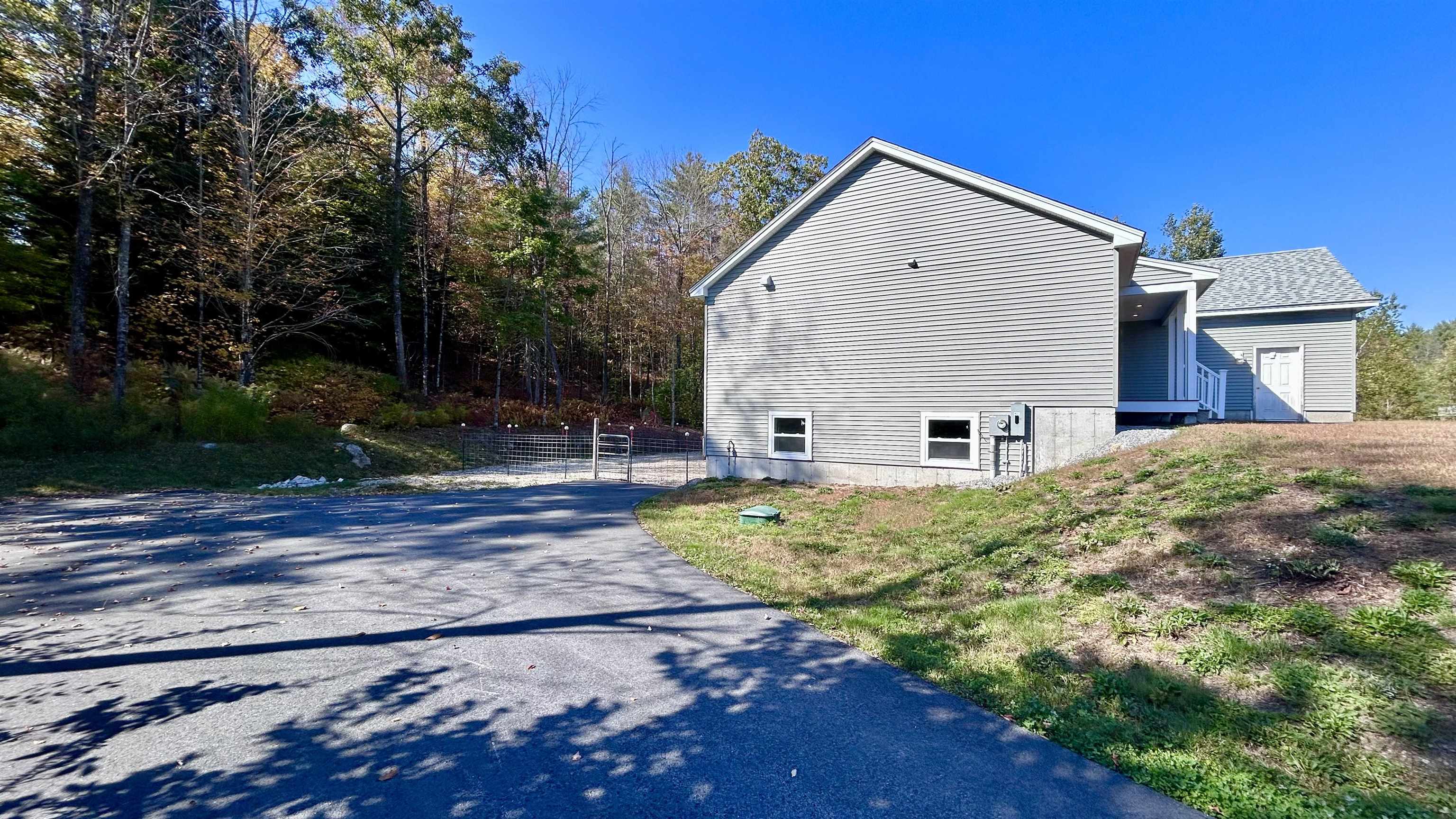 17 Minott Rd, Hillsborough, NH 03244