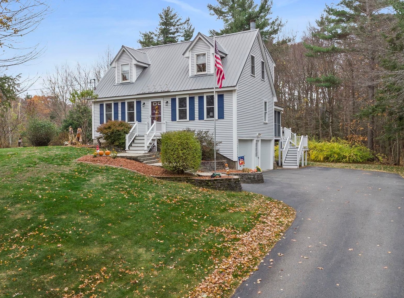 MLS 5076947: 4 Merryfield Lane, Hampstead NH