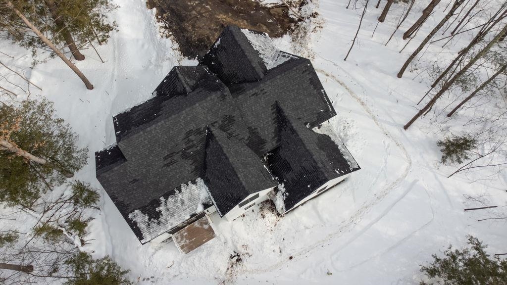 23 Winding Brook Dr, Stratham, NH 03885