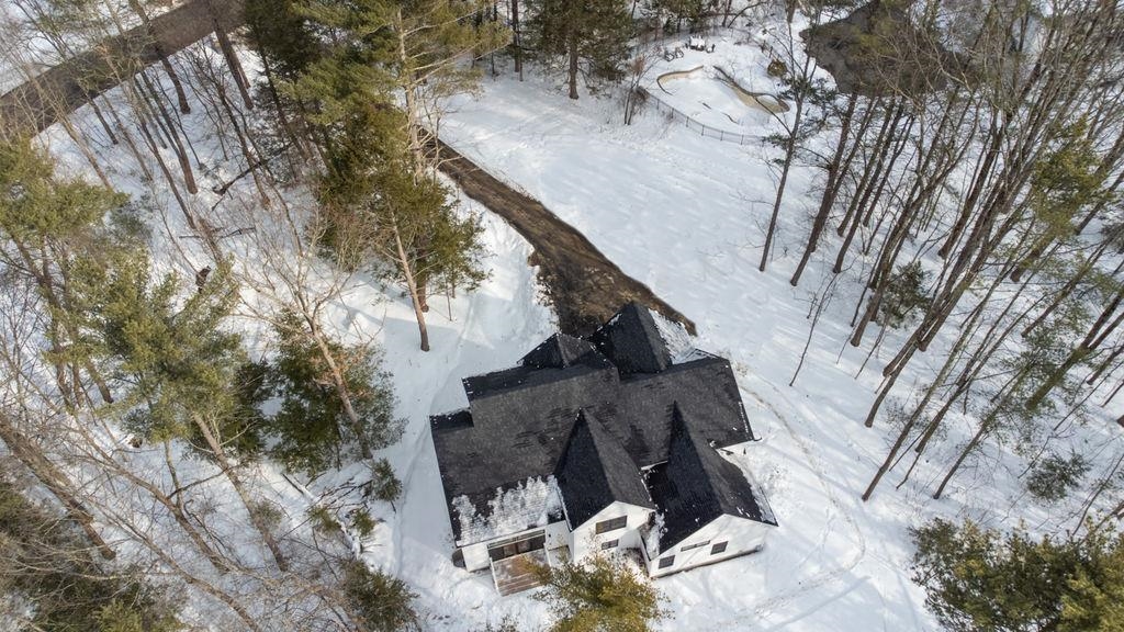 23 Winding Brook Dr, Stratham, NH 03885