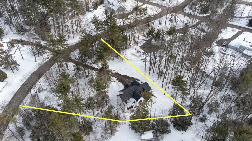23 Winding Brook Dr, Stratham, NH 03885