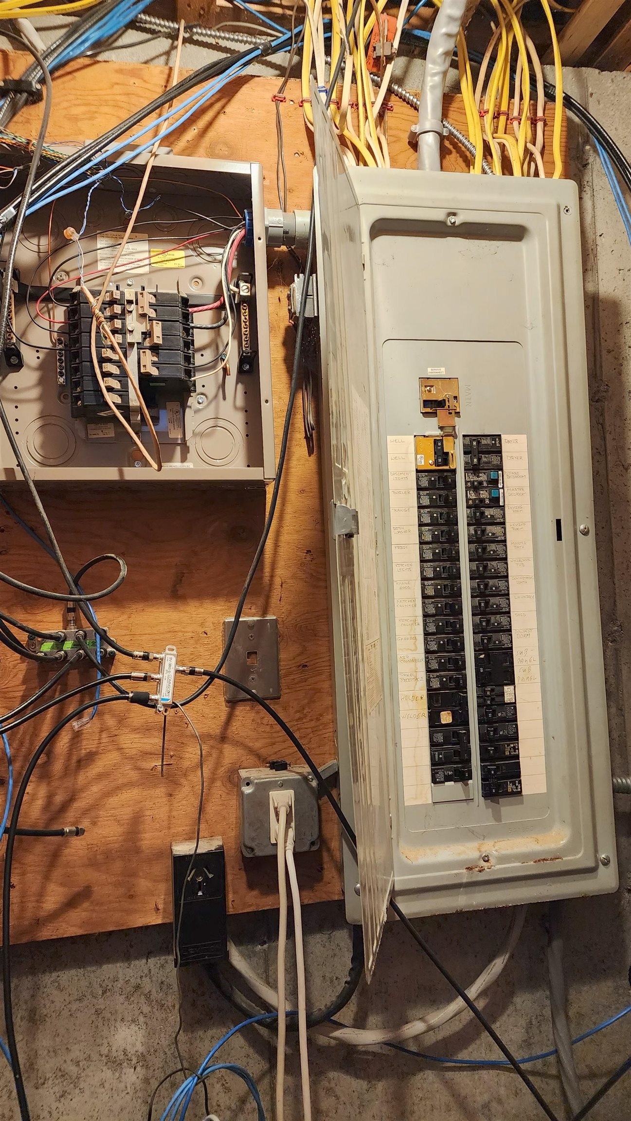 449 N Wakefield Rd, Wolfeboro, NH 03872