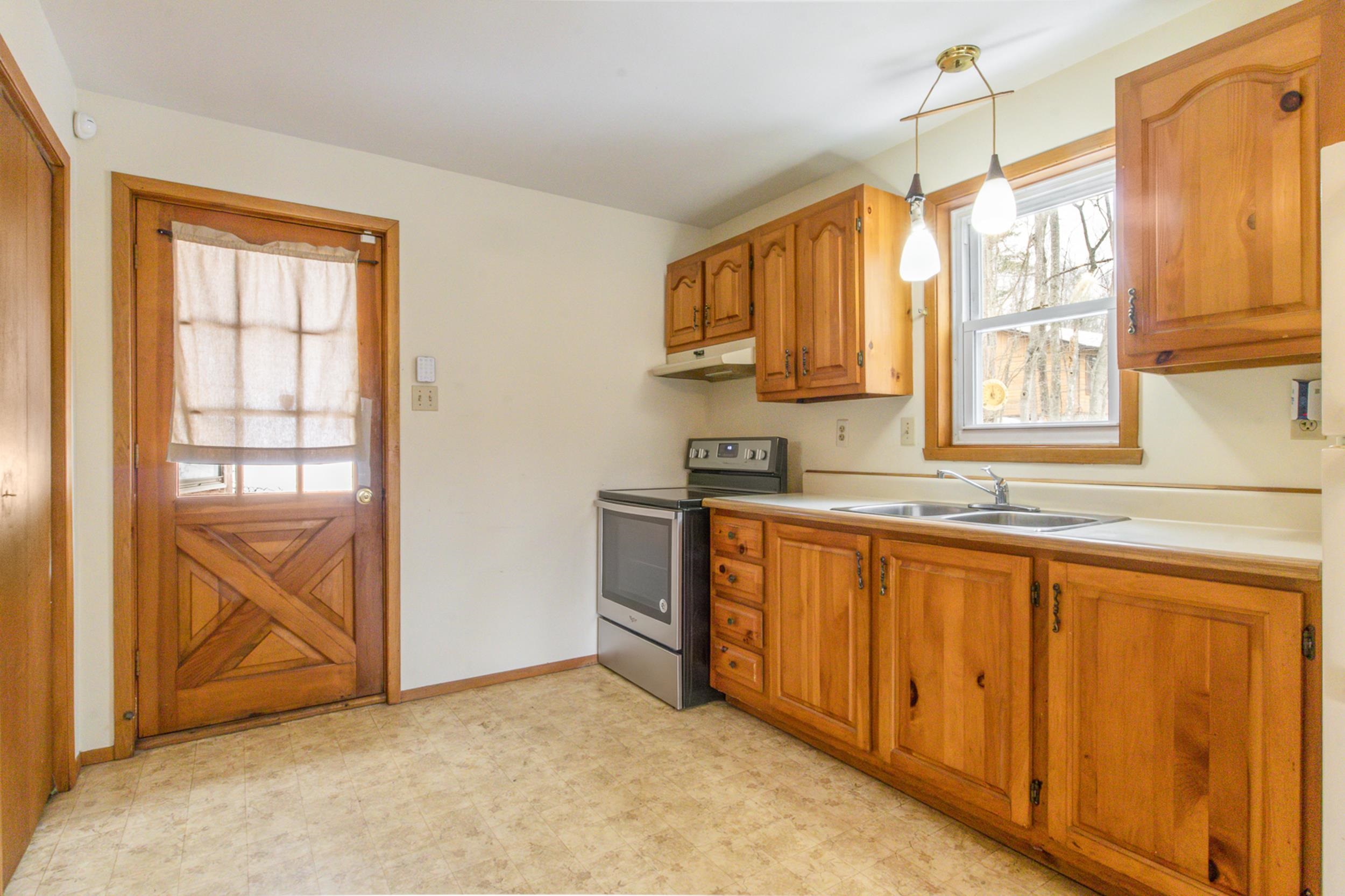 344 Main St #A, Plaistow, NH 03865