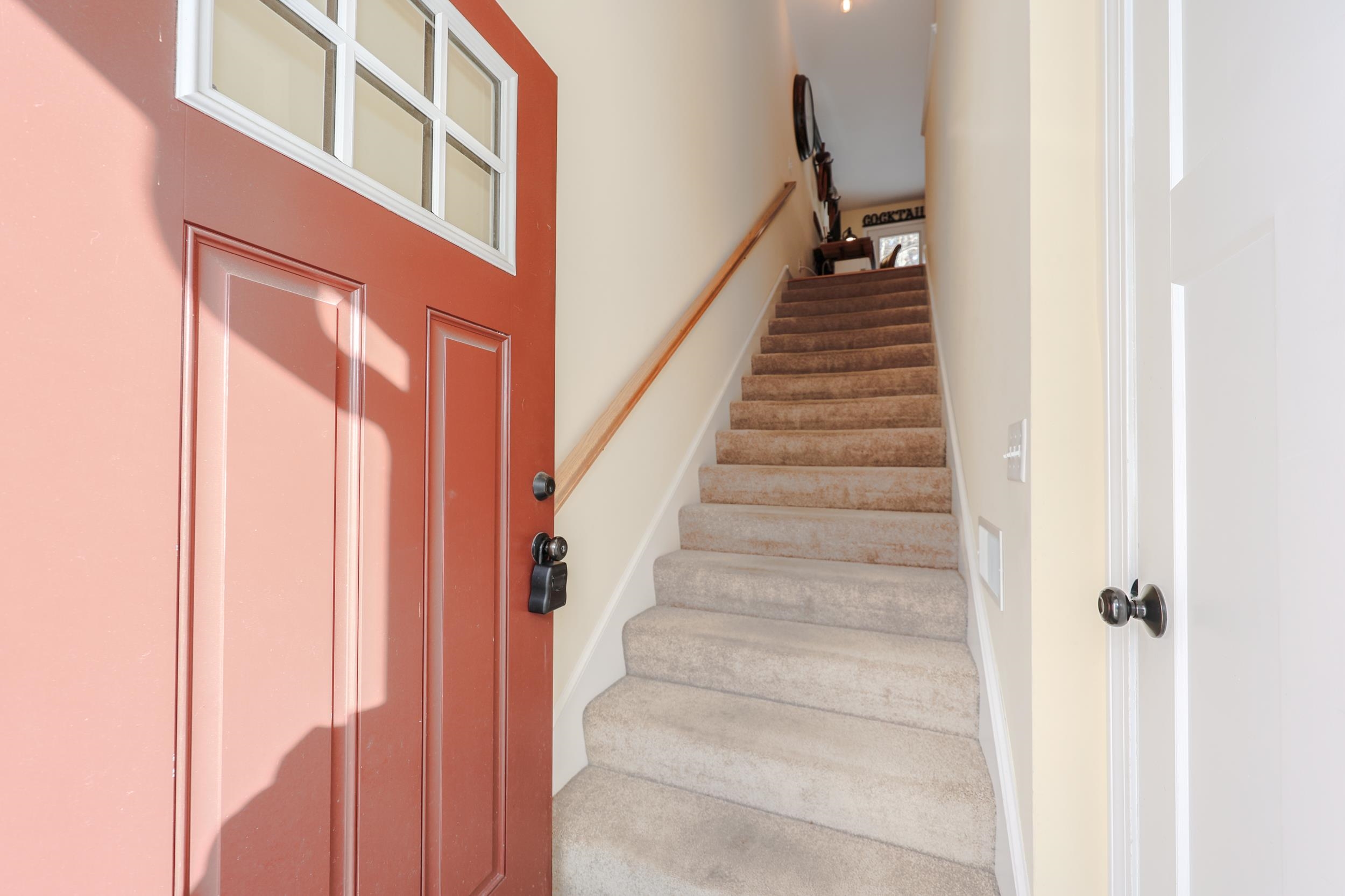 11 Rockingham Rd, Auburn, NH 03032