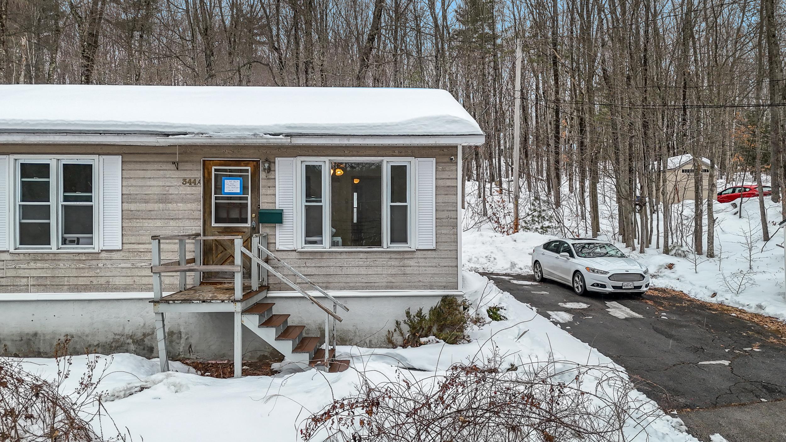 344 Main St #A, Plaistow, NH 03865