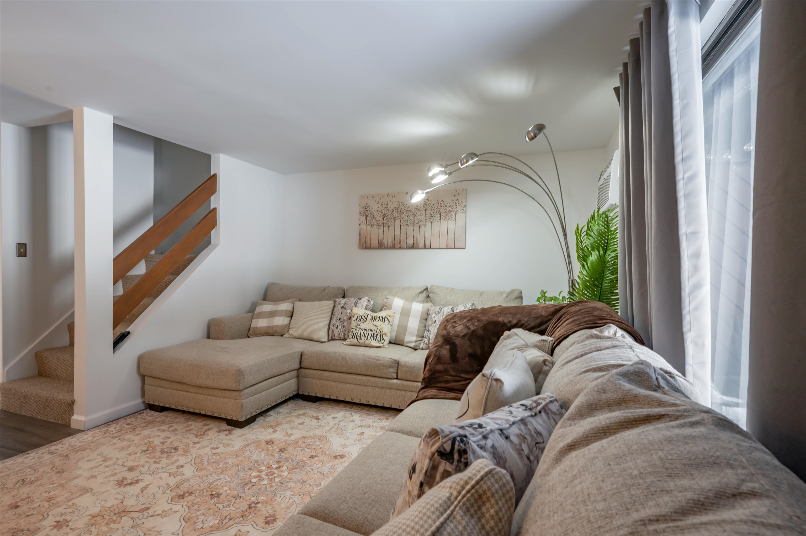 23 Spring Cove Rd, Nashua, NH 03062