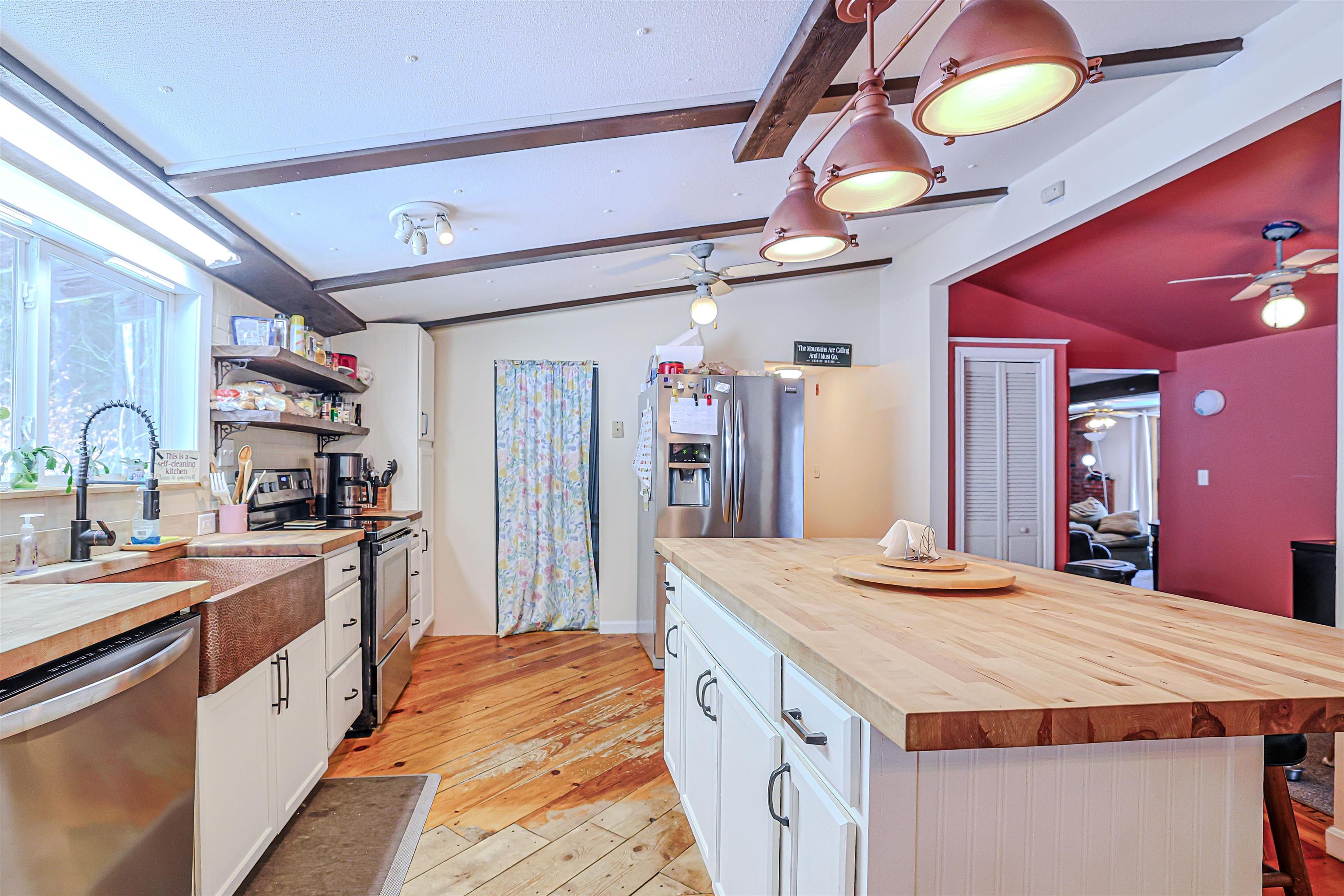 21 Dodge Rd, Groton, NH 03040