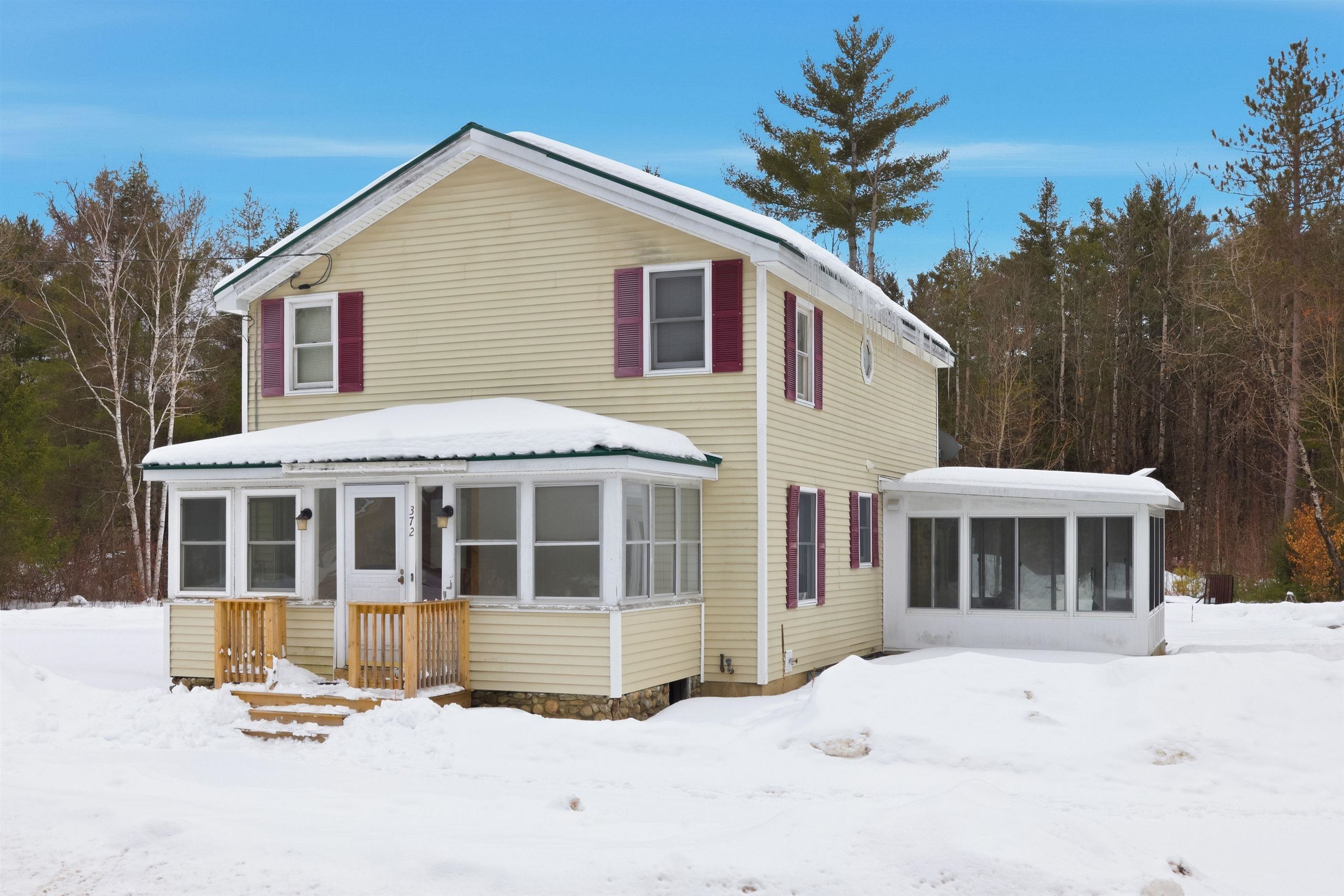 372 Owl St, Campton, NH 03223