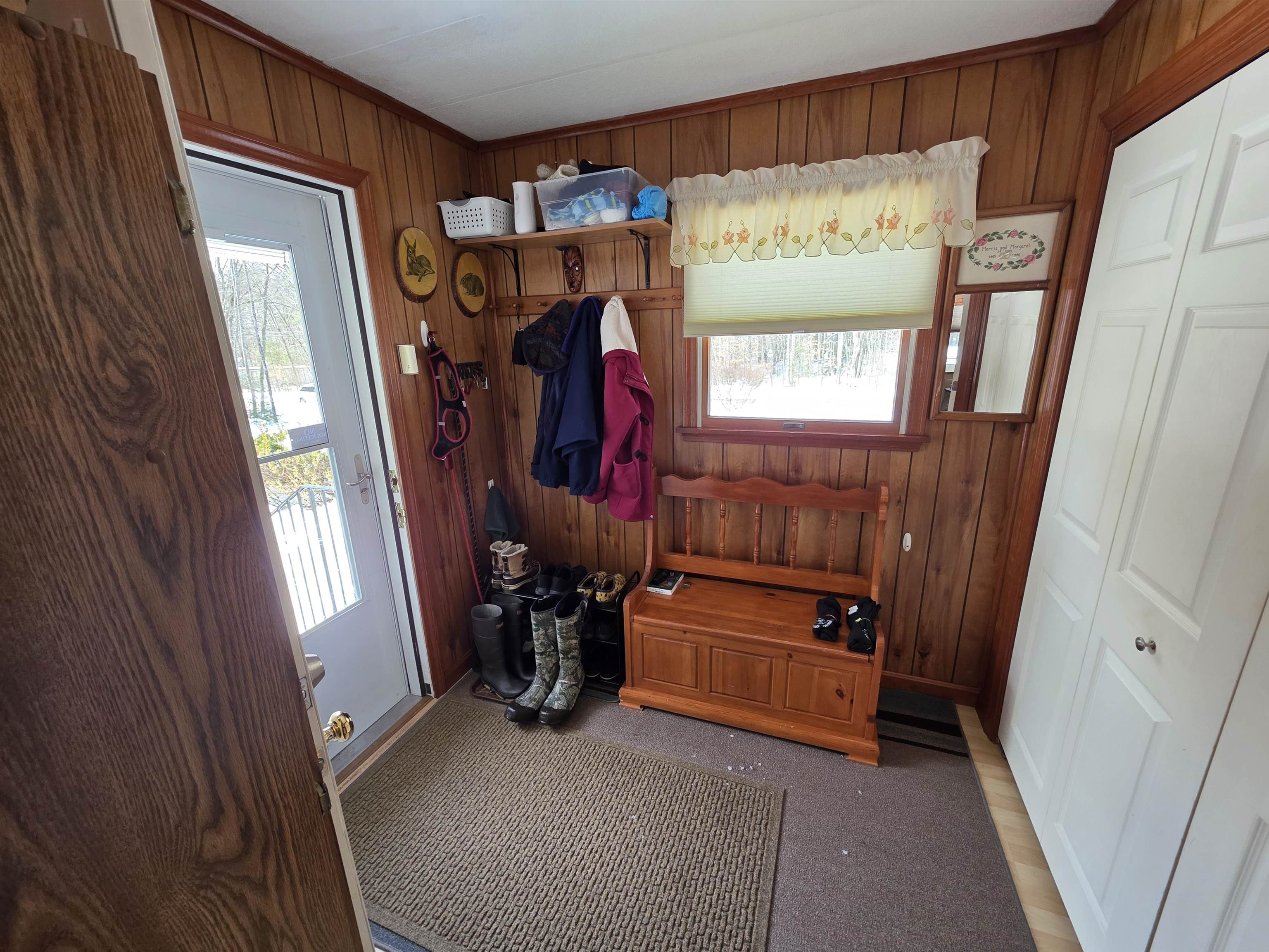 149 Golden Circle Dr, Farmington, NH 03835