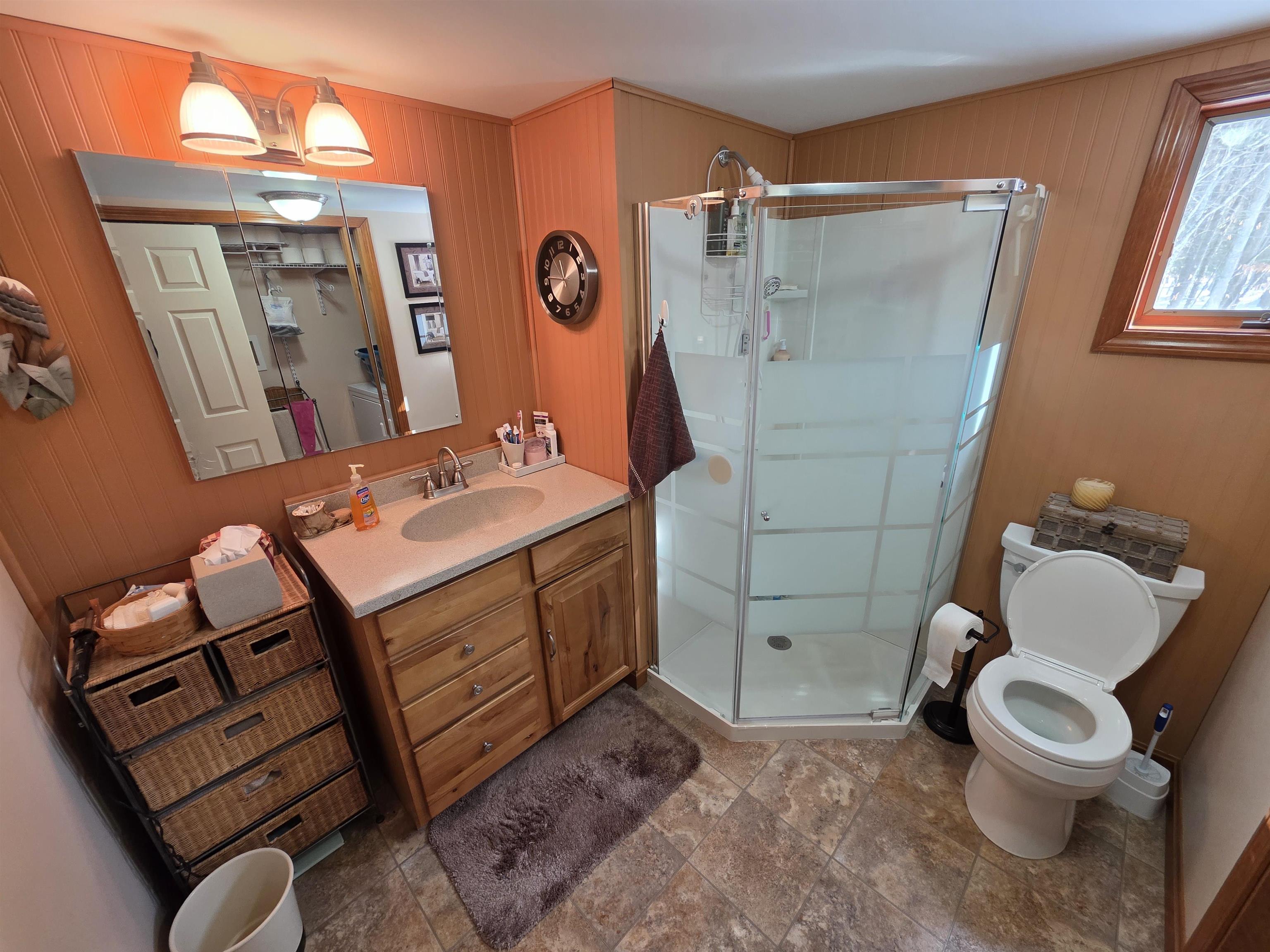 149 Golden Circle Dr, Farmington, NH 03835