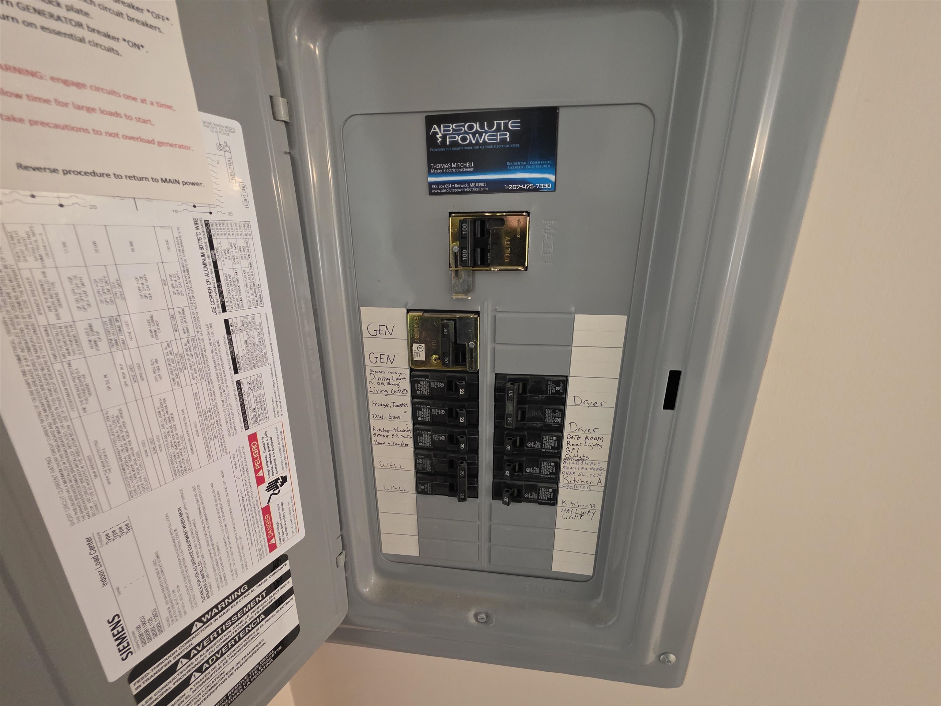 149 Golden Circle Dr, Farmington, NH 03835