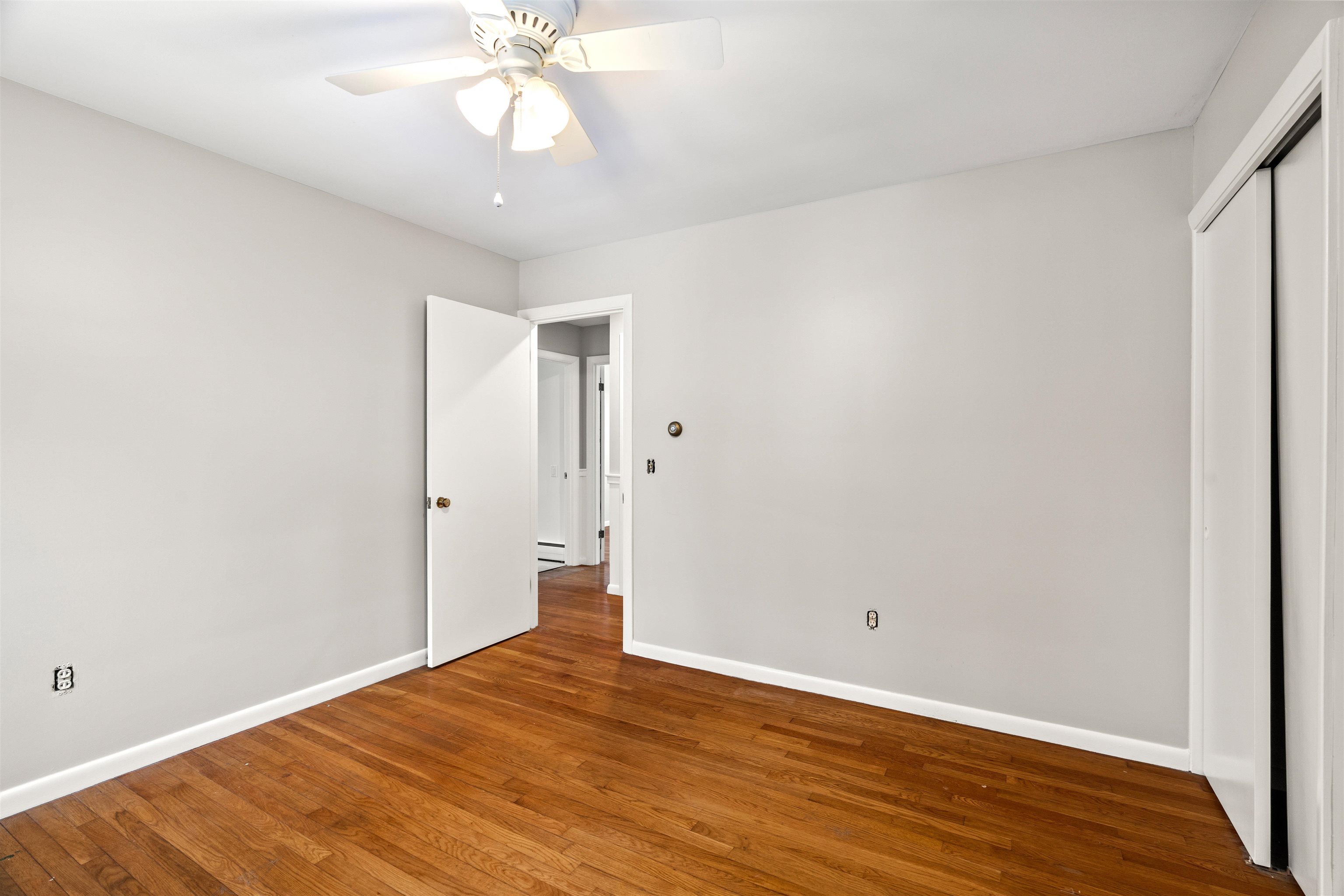 151 North Acres Rd, Manchester, NH 03104