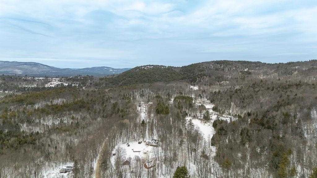 570 County Rd, Bradford, NH 03221