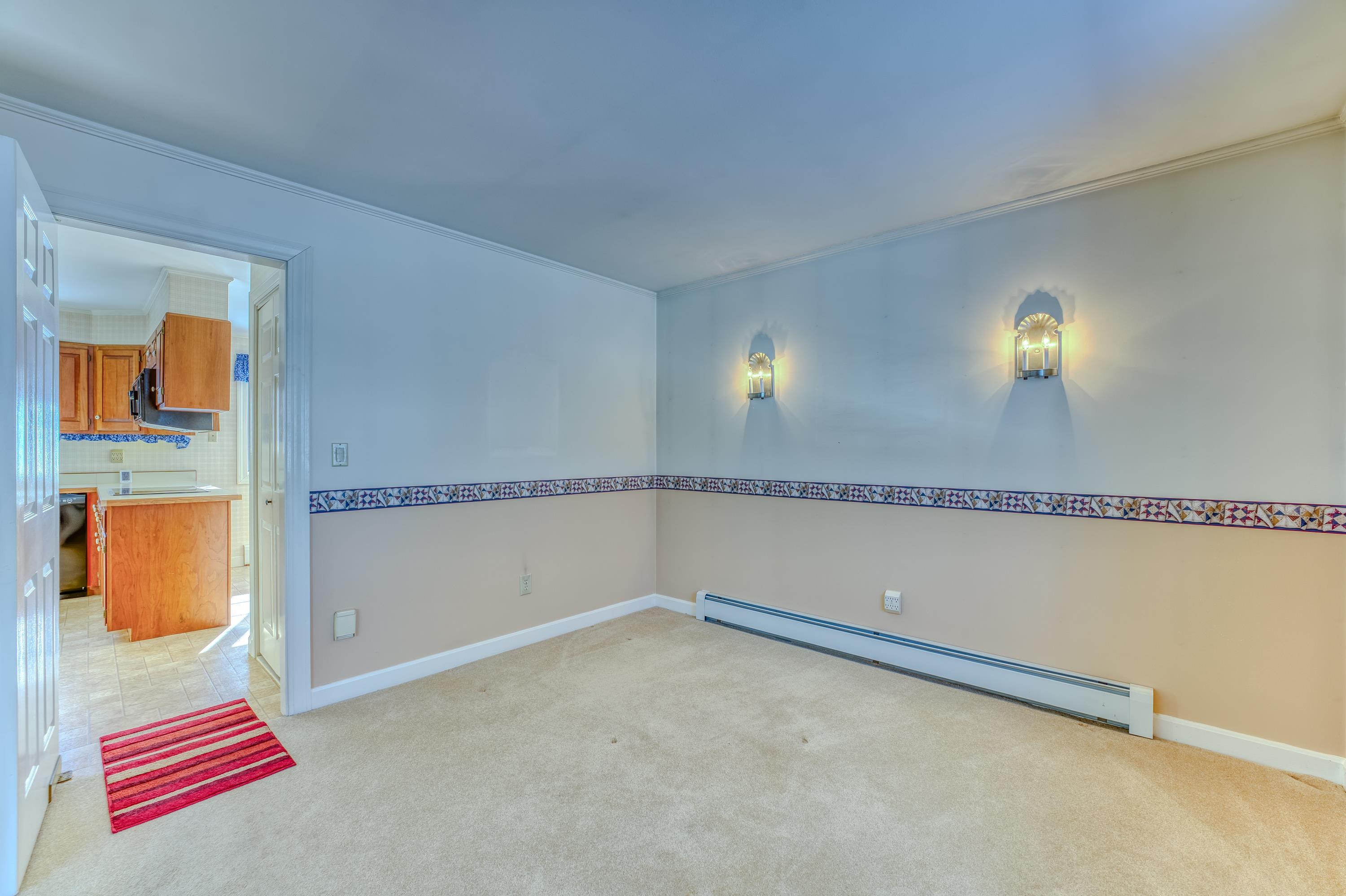 477 Sunset Hill Rd, Sugar Hill, NH 03586