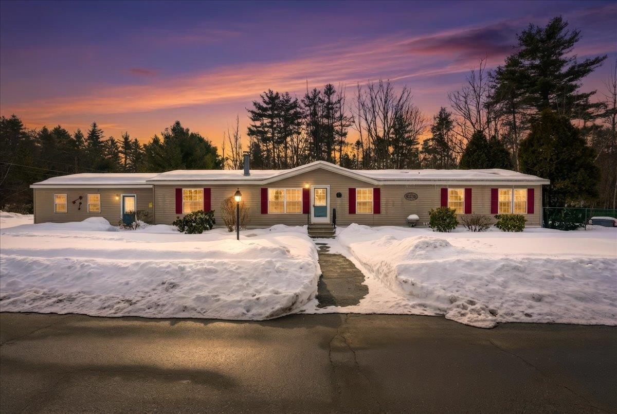 5 Pamela Dr, Hopkinton, NH 03229